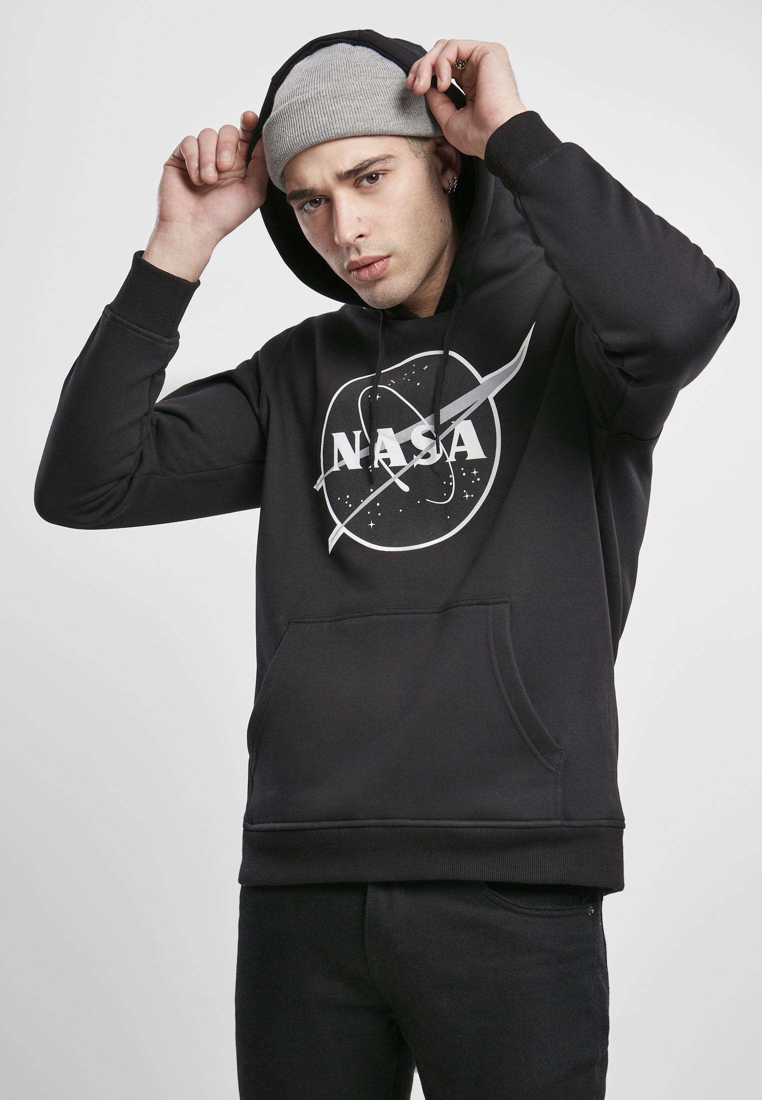 MisterTee Sweater »Herren NASA Black-and-White Insignia Hoody«, (1 tlg.) ▷  bestellen | BAUR
