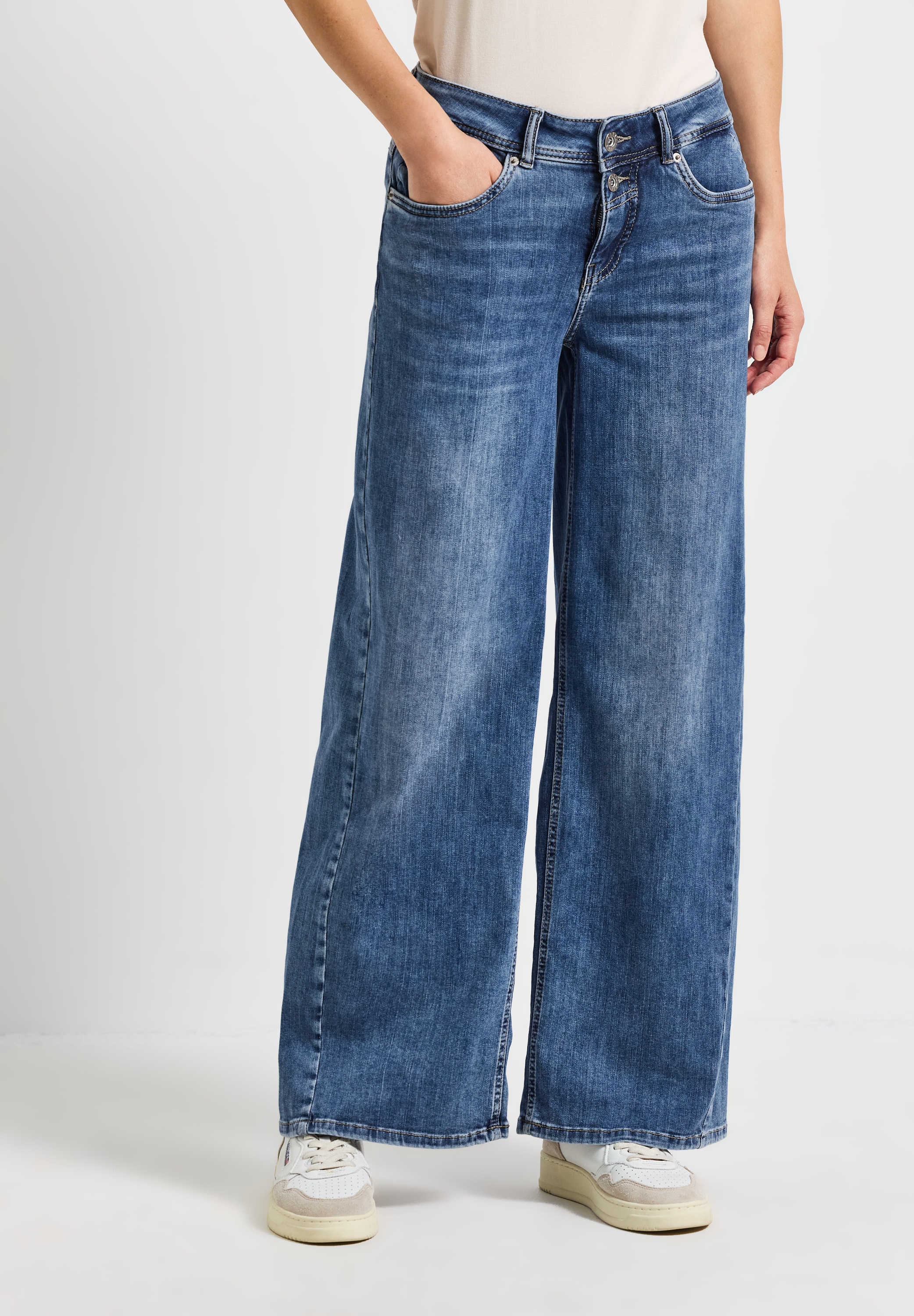 STREET ONE Gerade Jeans, im Loose Fit