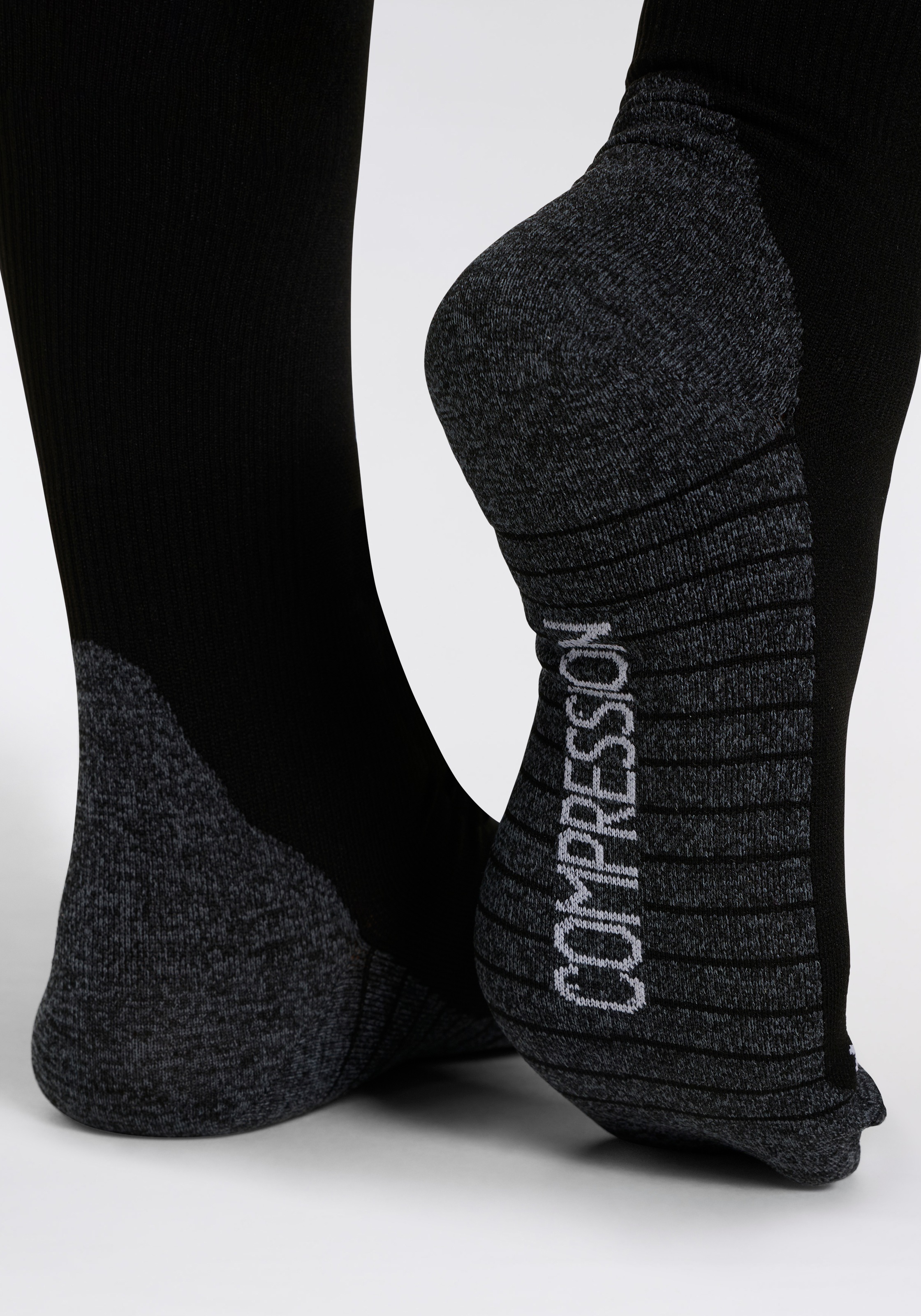 XTREME sockswear Kompressionsstrümpfe, (2), mit elastischer Rippstruktur