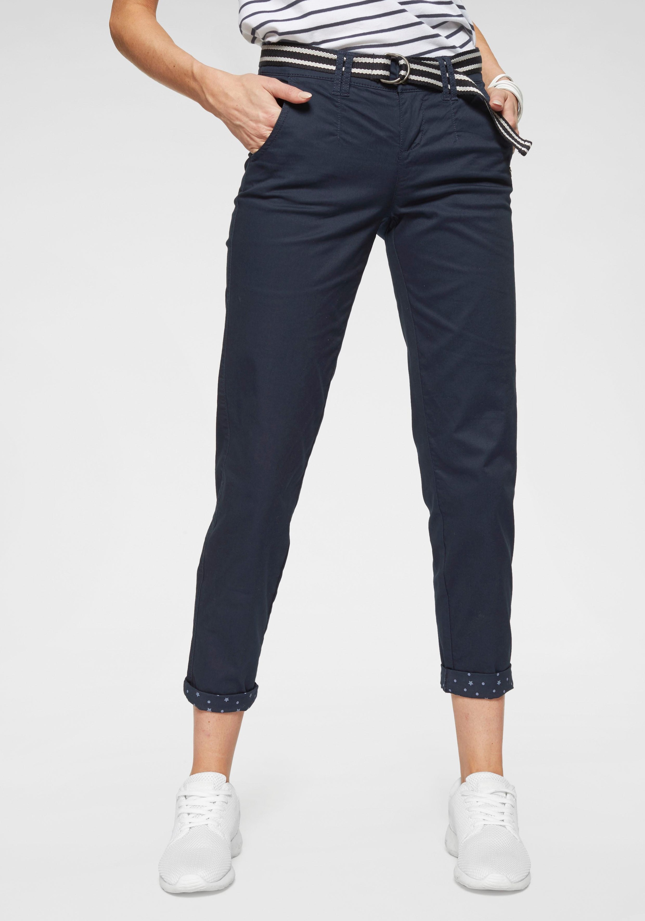 KangaROOS Chinohose inkl. Gürtel und Sterne Print am Saum günstig online kaufen