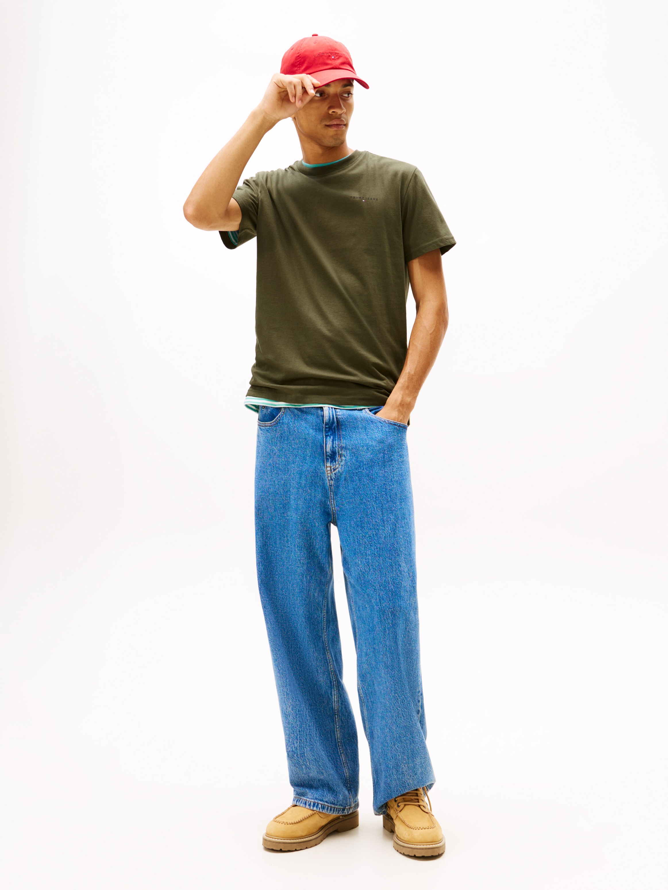 Tommy Jeans T-Shirt »TJM SLIM LINEAR CHEST TEE EXT« Mit Rundhalsausschnitt