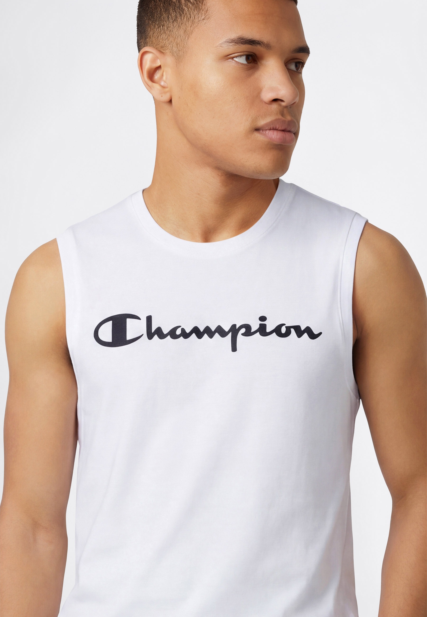 Champion Tanktop »BASICS Sleeveless T-Shirt Large Logo« mit Rundhalsausschnitt, aus Baumwolle, sportliche Schnittform