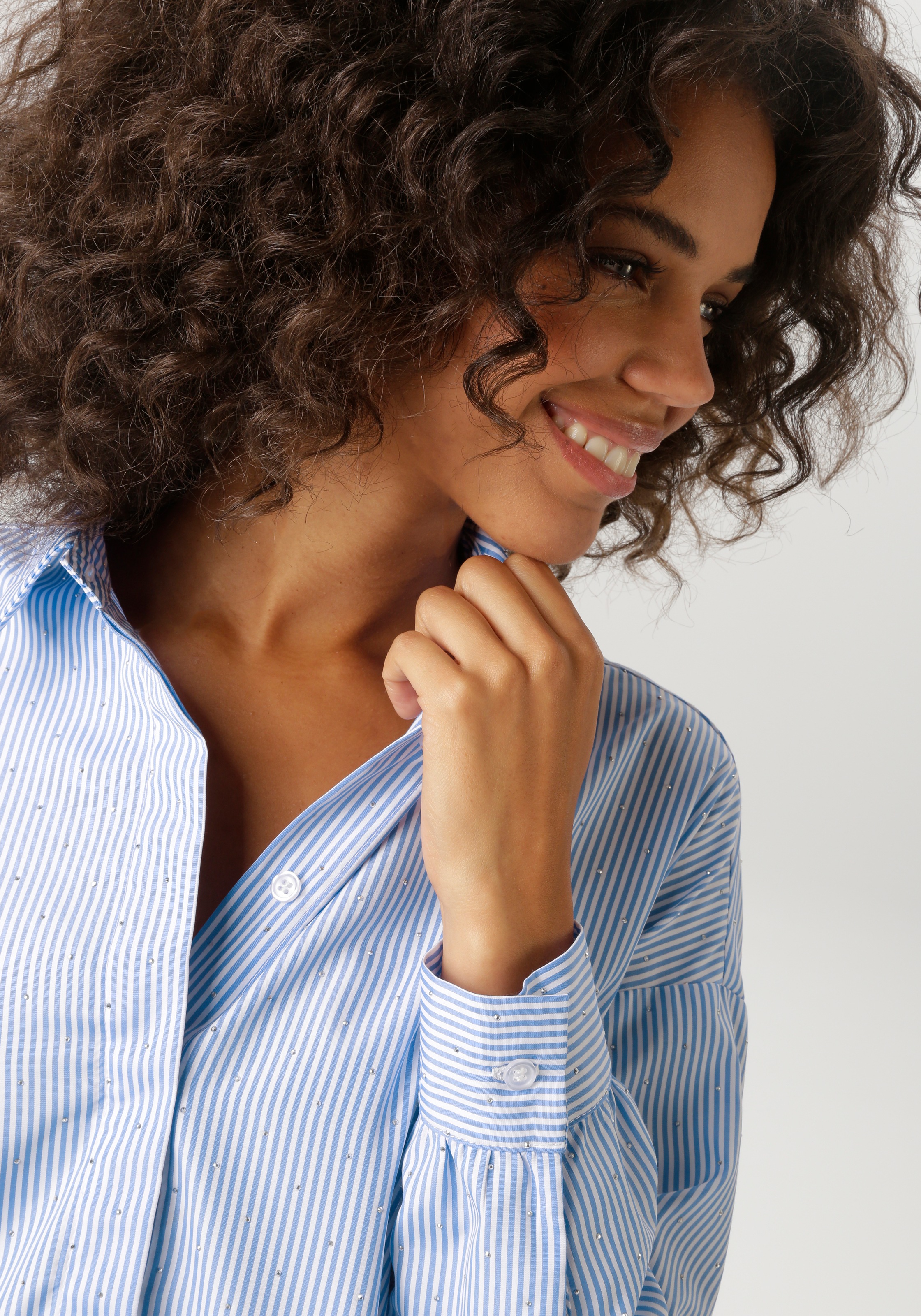 Thumbnail - Aniston CASUAL Hemdbluse, gestreift und mit Glitzersteinchen verziert - NEUE KOLLEKTION