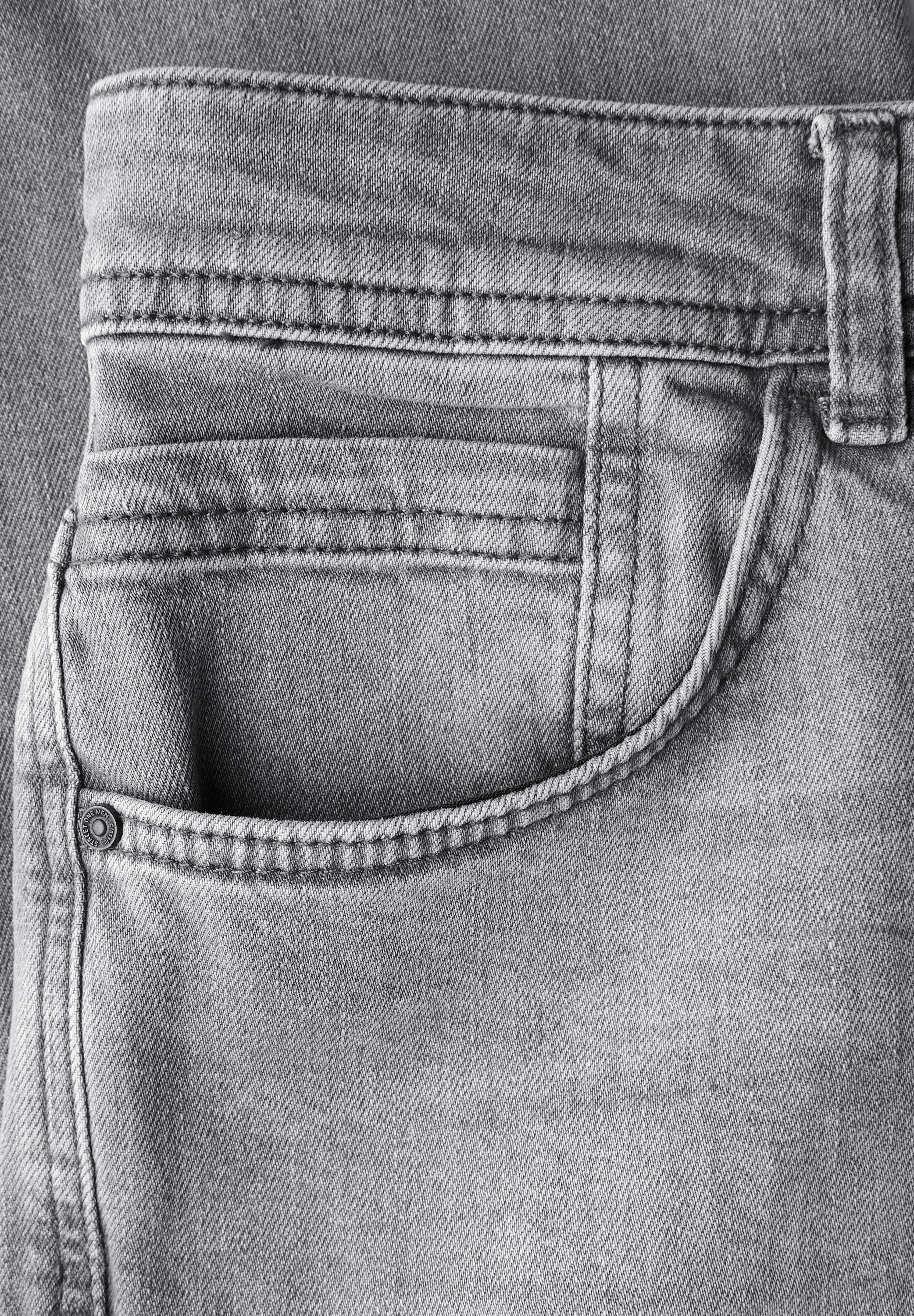 STREET ONE MEN Regular-fit-Jeans, aus Baumwolle mit Stretchanteil