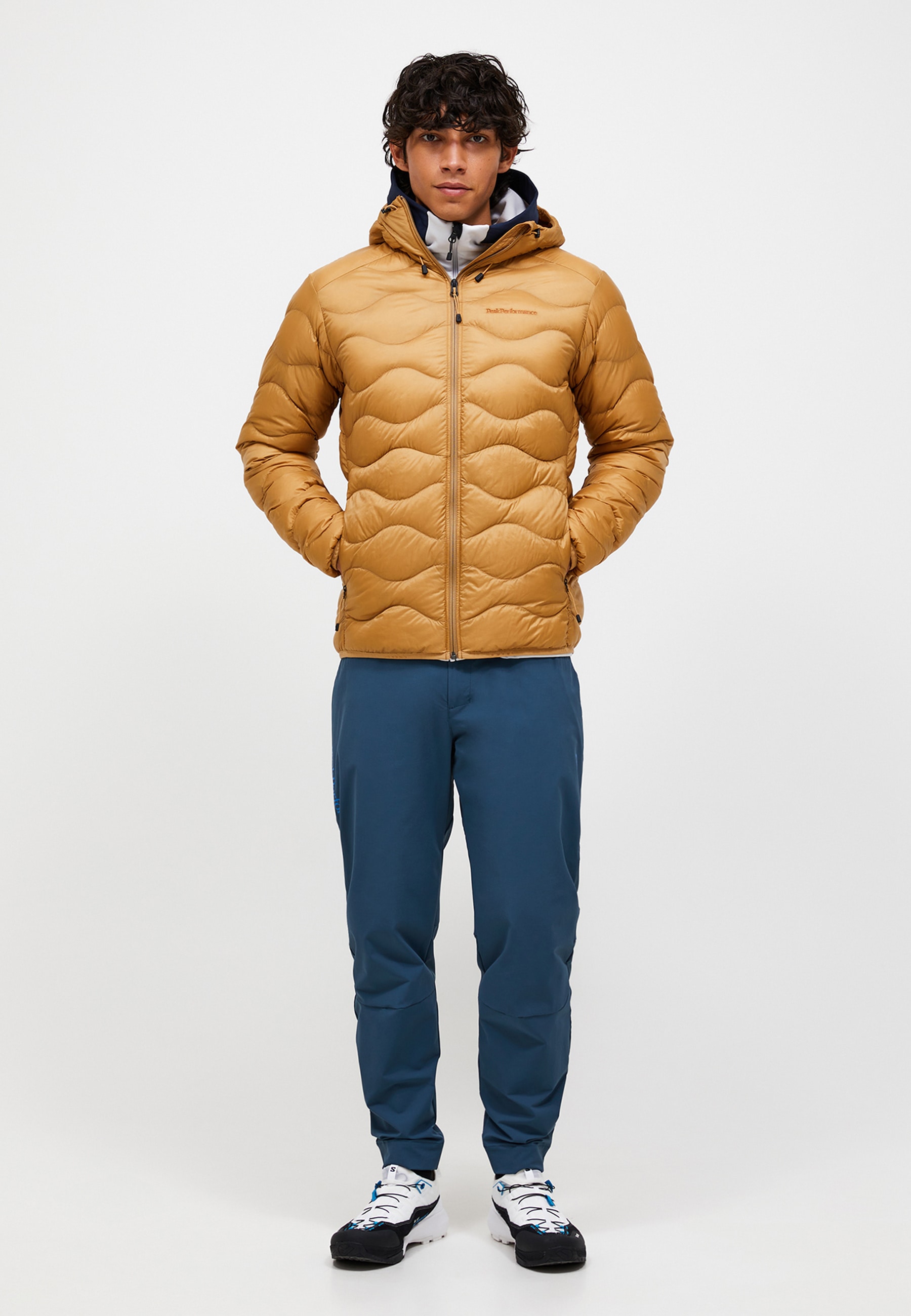 Peak Performance Steppjacke »M Helium Down Hood Jacket« wasserabweisend