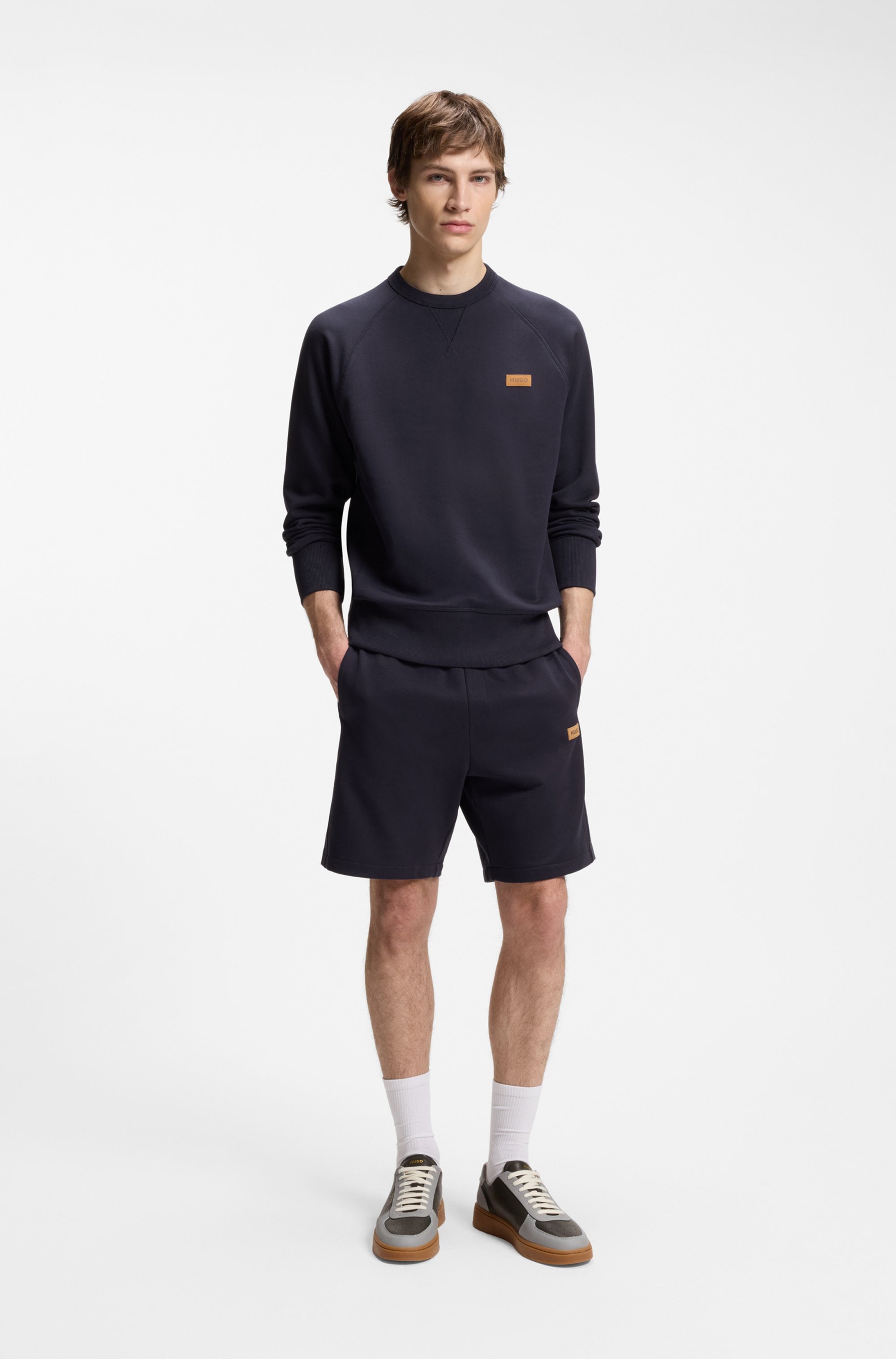 HUGO Sweatshirt »Nevacrew«, Rundhalsausschnitt, Regular Fit,
