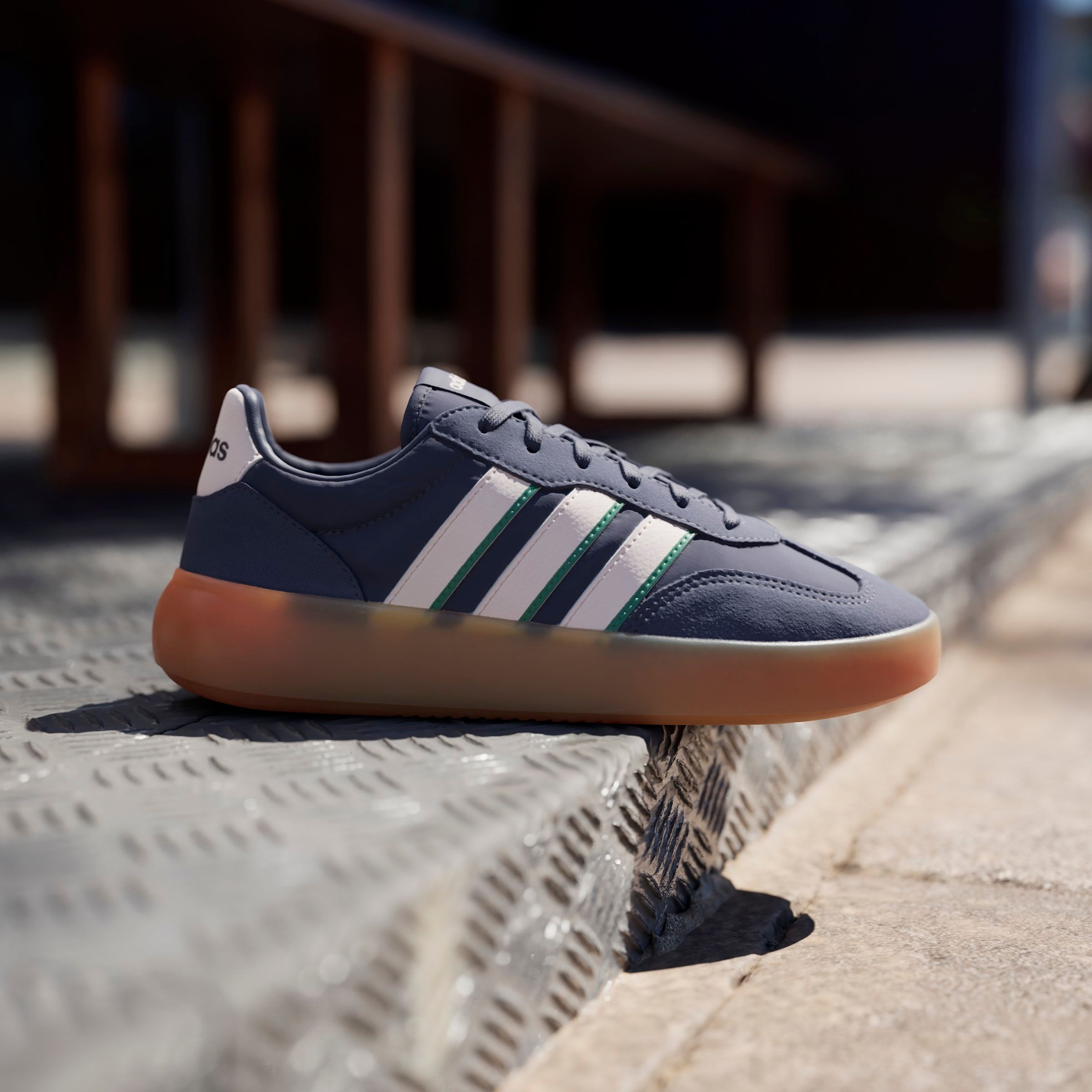 adidas Sportswear Sneaker »BARREDA DECODE«, Design auf den Spuren des adidas Handball Spezial