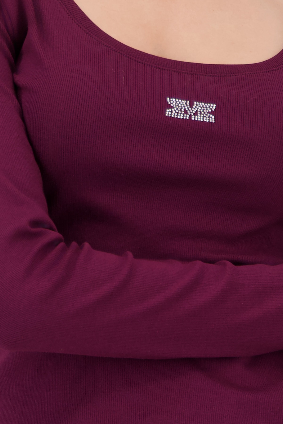 Monari Langarmshirt »Shirt Rippe Schmuck«, Mit weitem Rundhalsausschnitt