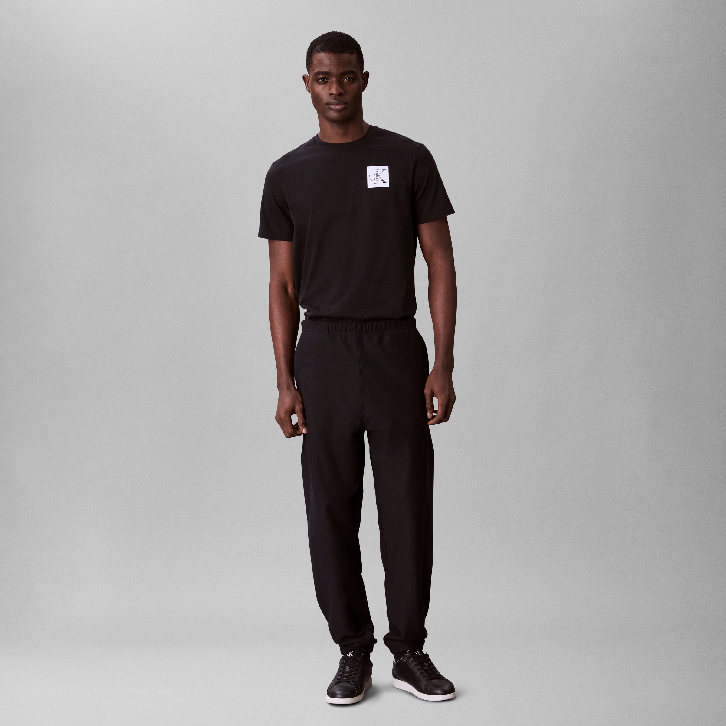 Thumbnail - Calvin Klein Jeans T-Shirt "SS GRDNT MNGRM E LG" Mit Rundhalsausschnitt