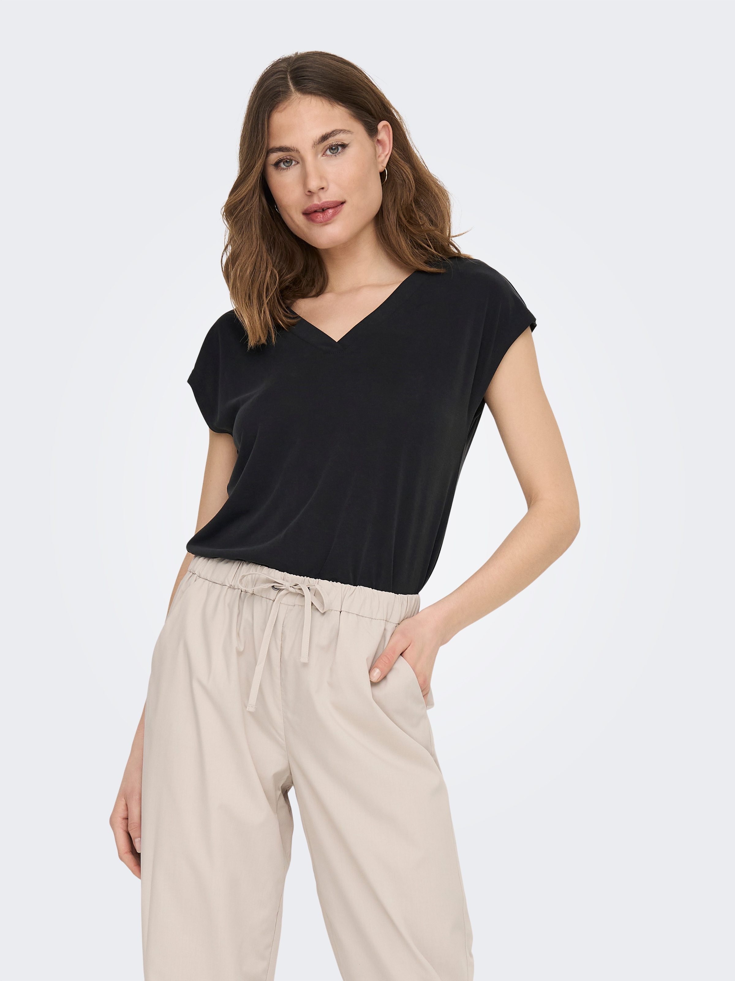 ONLY V-Shirt "ONLFREE S/S MOD.V-NECK TOP JRS NOOS" günstig online kaufen