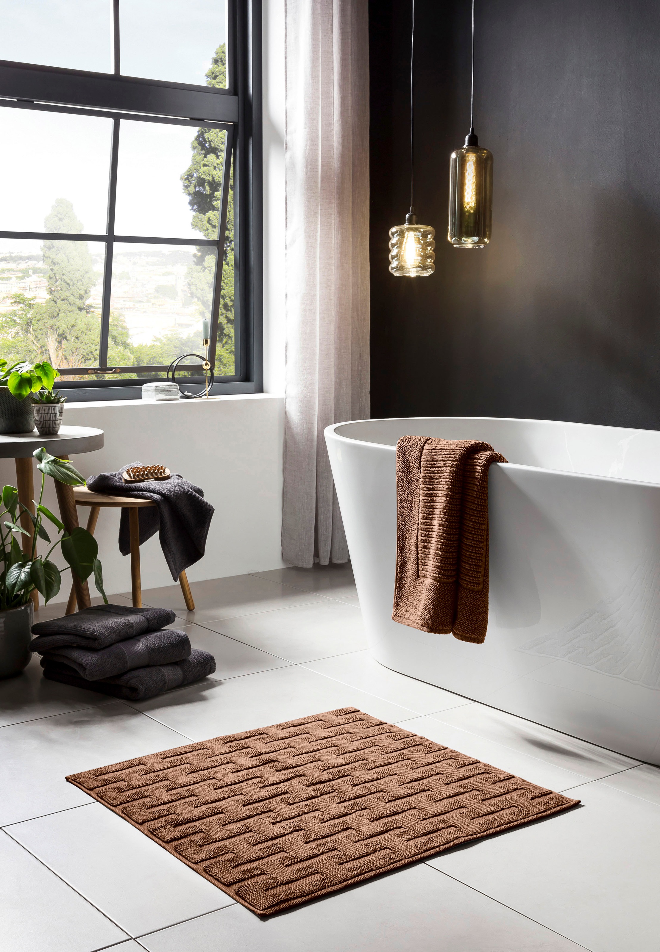 done.® Badematte »Delia«, rutschhemmend beschichtet, fußbodenheizungsgeeignet, Badteppich, Uni-Farben, Hoch-Tief Effekt, reine Baumwolle, waschbar