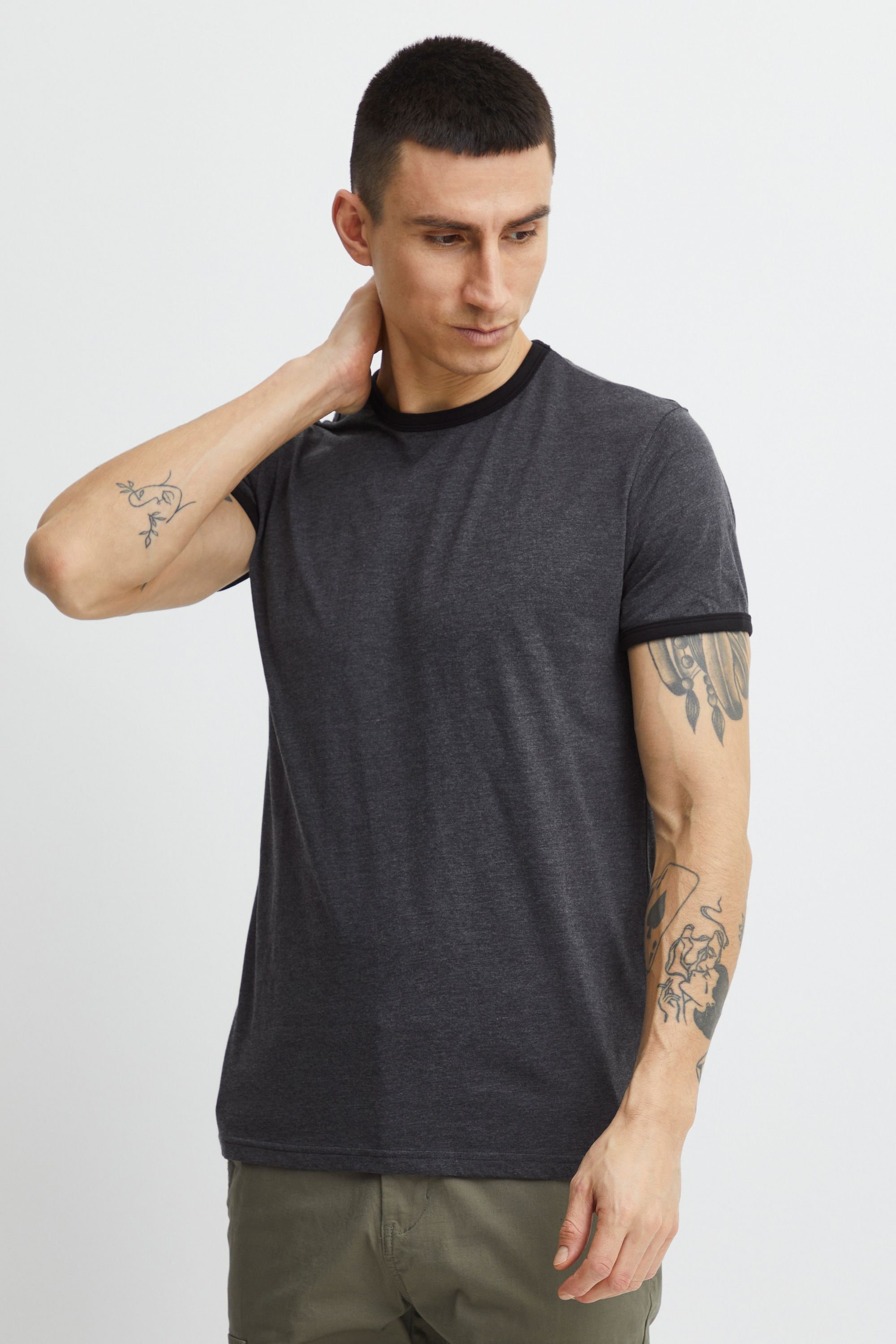 !Solid Rundhalsshirt »Rundhalsshirt SDManoldo«