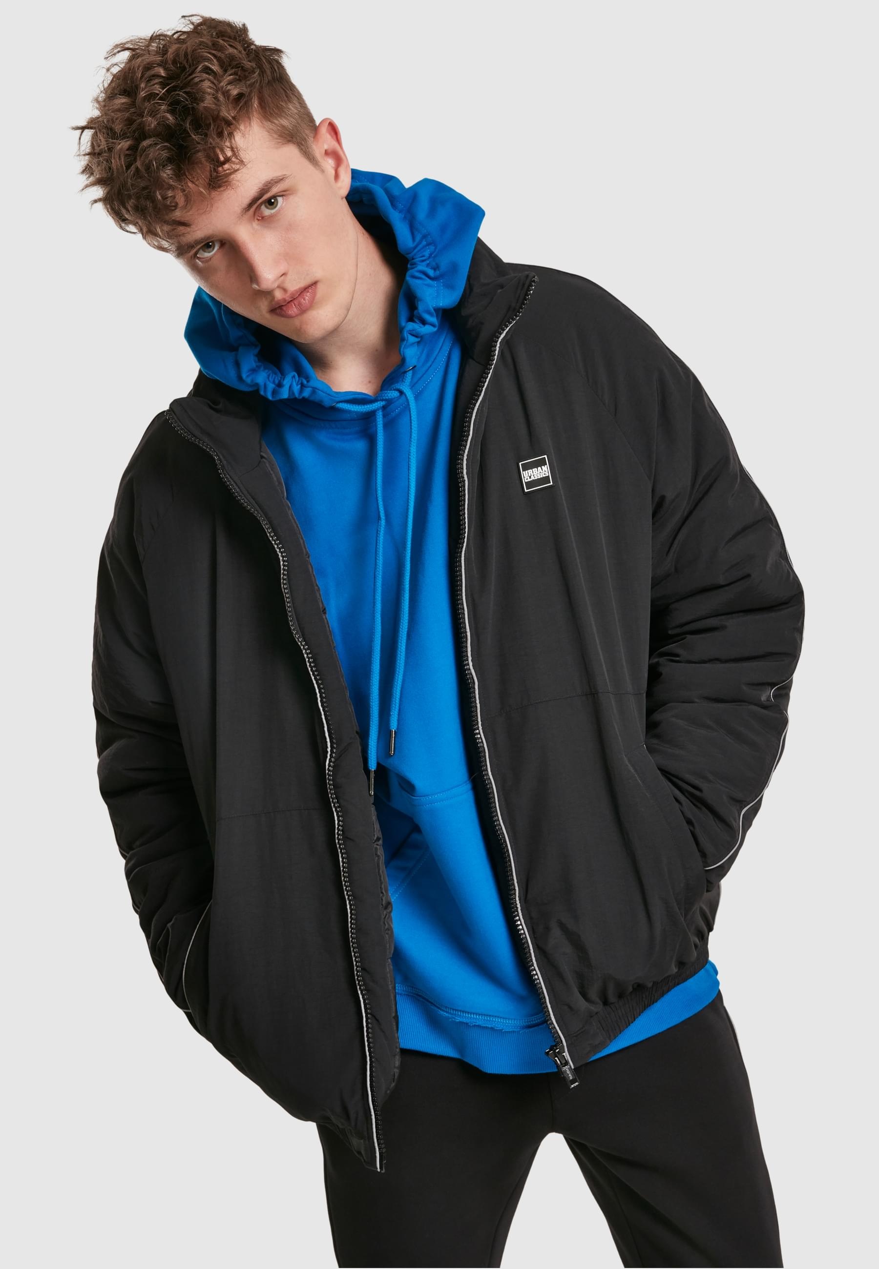 URBAN CLASSICS Winterjacke »Urban Classics Herren Reflective Piping Jacket«, (1 St.), ohne Kapuze