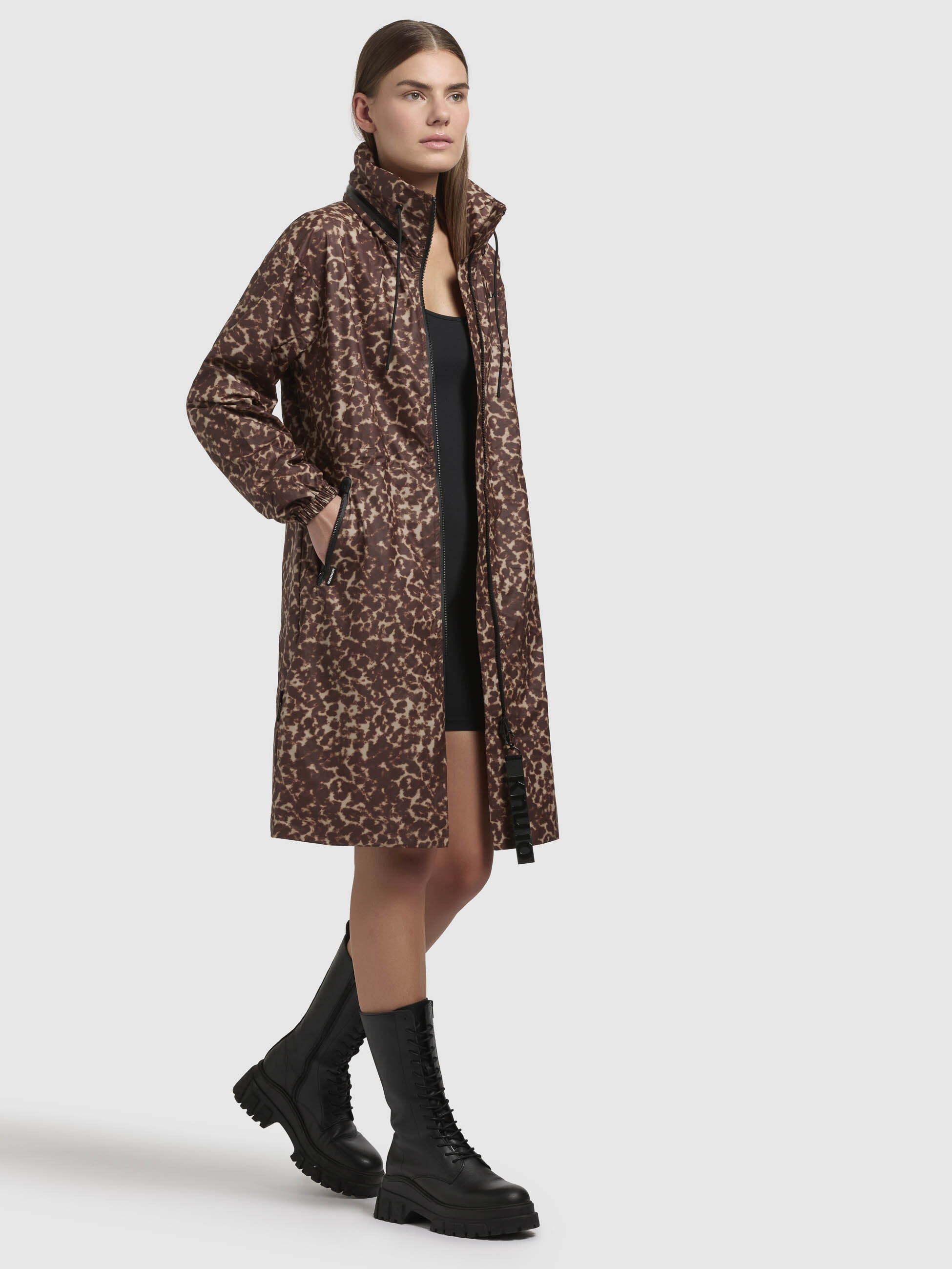 khujo Kurzmantel »ERTHE LEO PRINT«