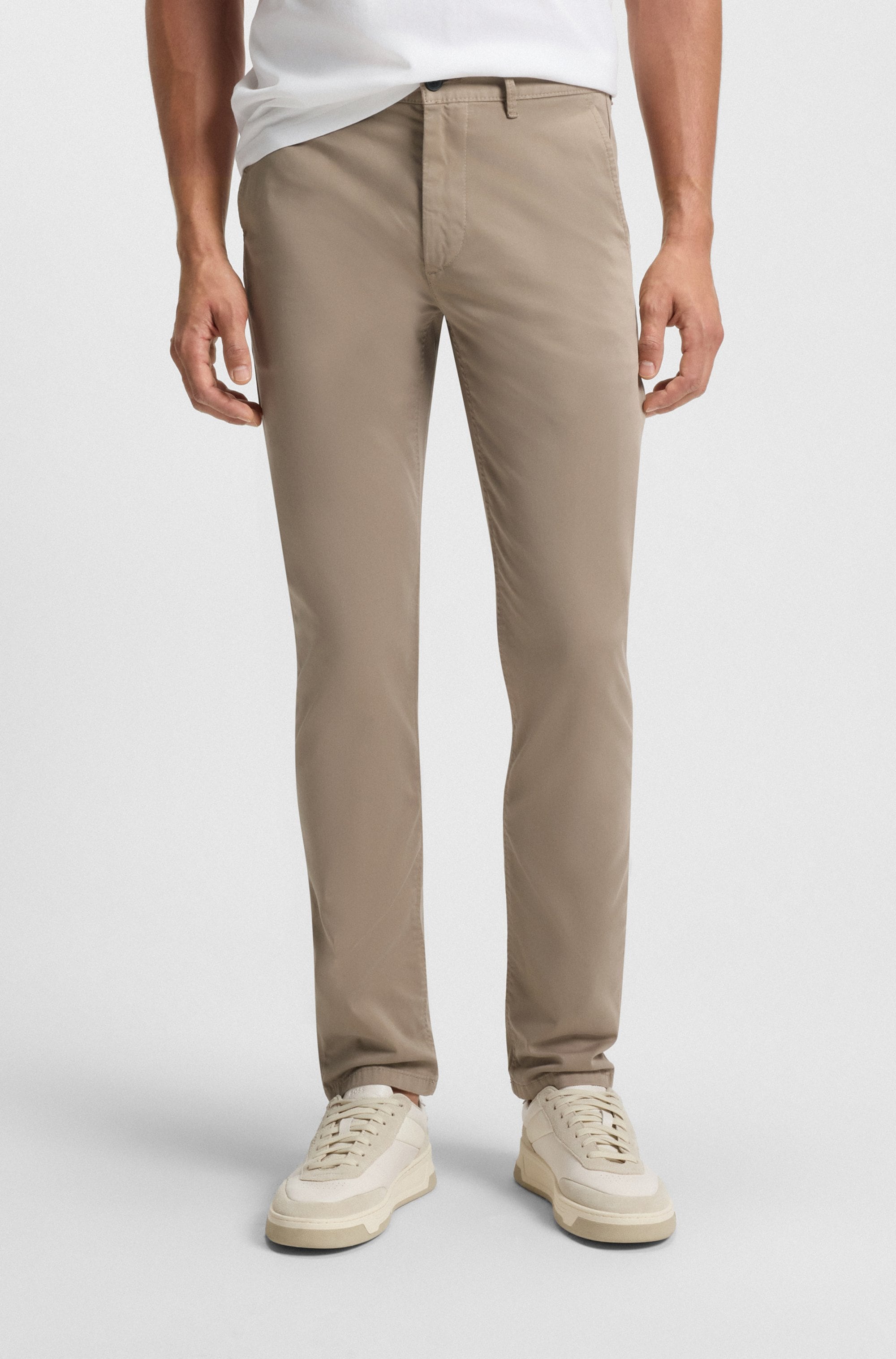 BOSS ORANGE Chinohose "Slim-fit" Aus komfortabler Stretch-Baumwolle und mit praktischen Gesäßtaschen