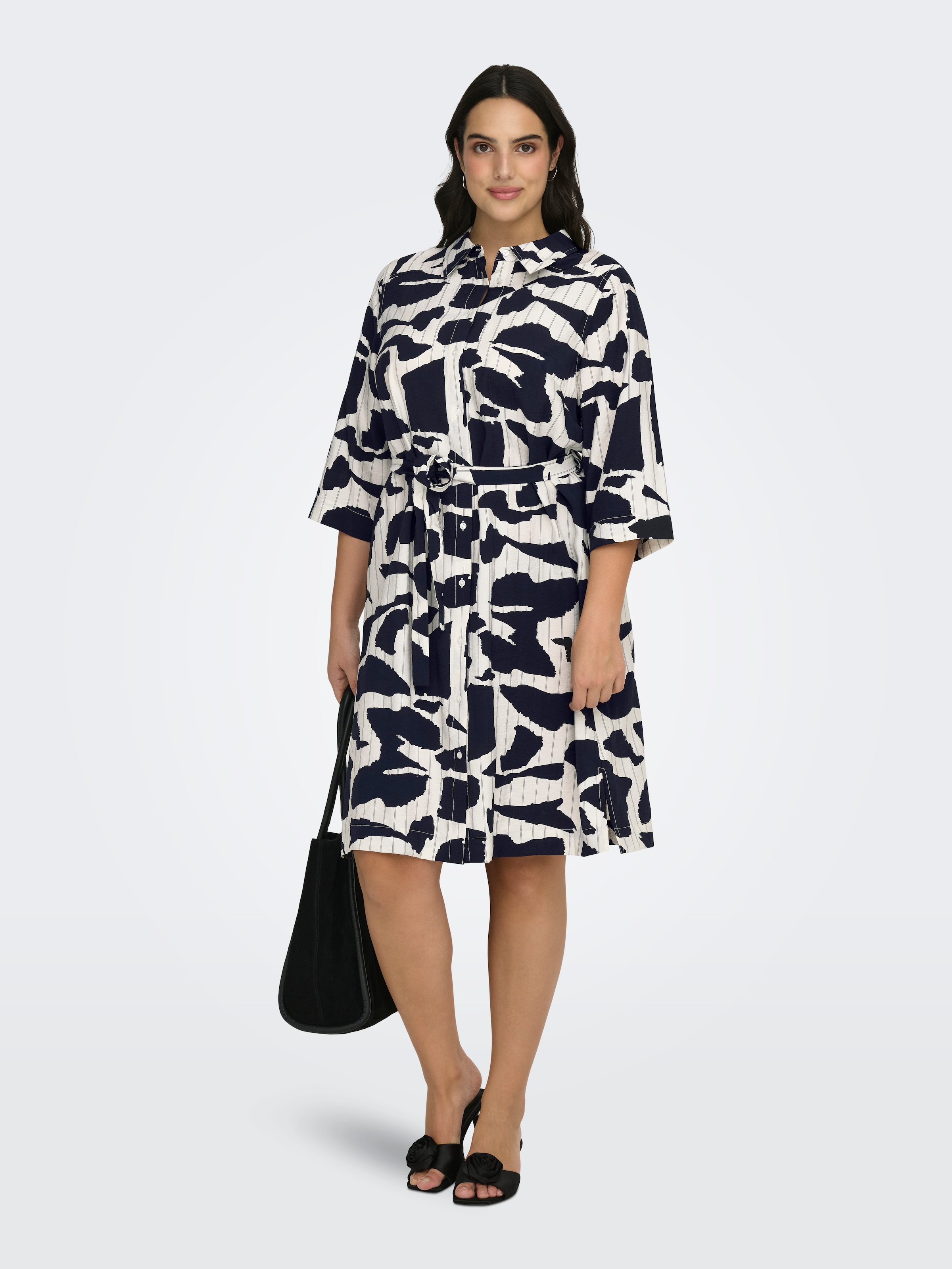 ONLY CARMAKOMA Sommerkleid »CARMISIA LIFE 3/4 BLK SHIRT DRESS WVN«