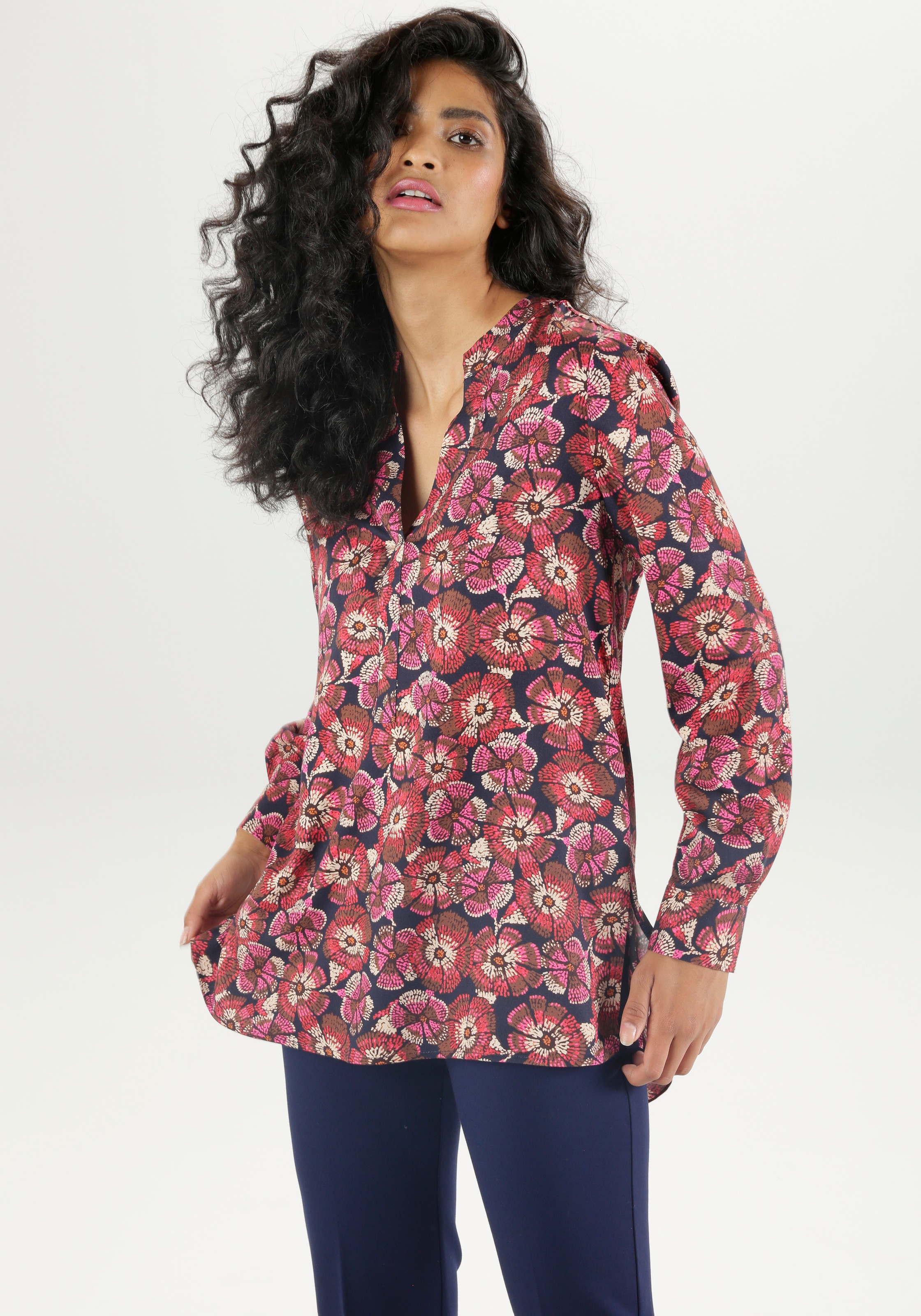 Longbluse, hinten länger als vorne - NEUE KOLLEKTION