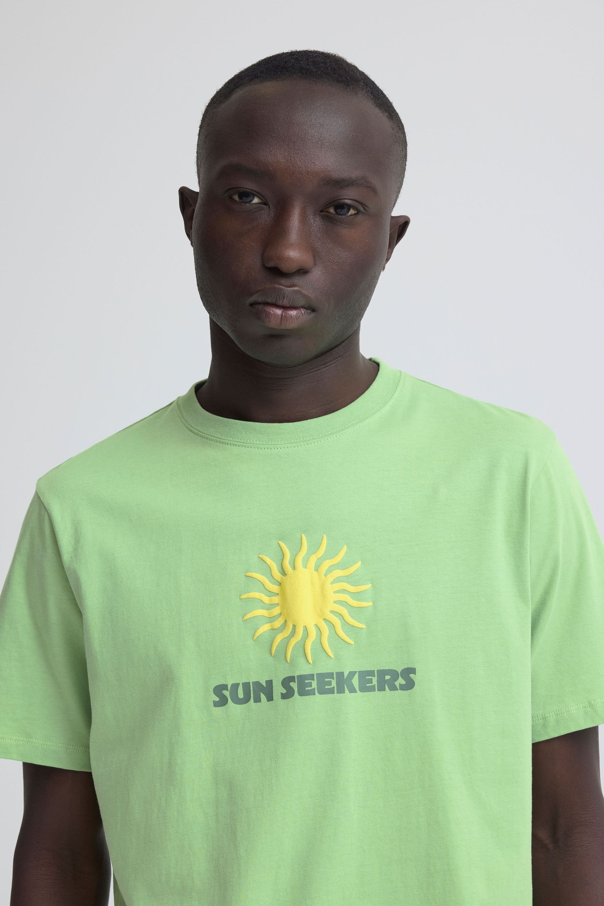 Blend Rundhalsshirt »BHKarter« Modisches T-Shirt mit Print