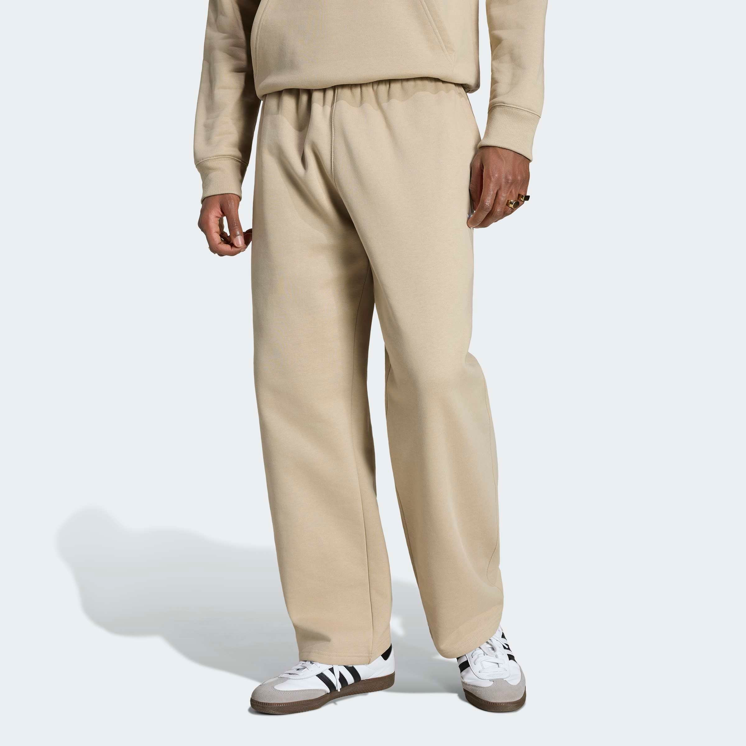 adidas Originals Sporthose "TREFOIL ESSENTIALS, OFFENER SAUM" für Erwachsene, ohne Verschluss, aus Baumwolle, normal-weite Passform