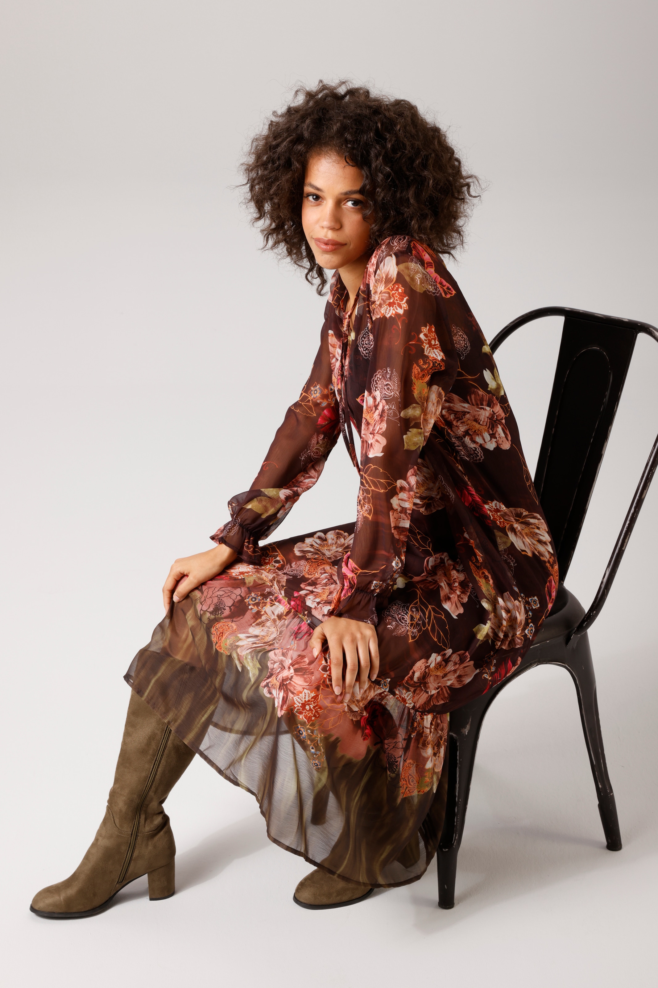 Aniston CASUAL Blusenkleid mit großflächigen, farbenfrohen Blumendruck - NEUE KOLLEKTION