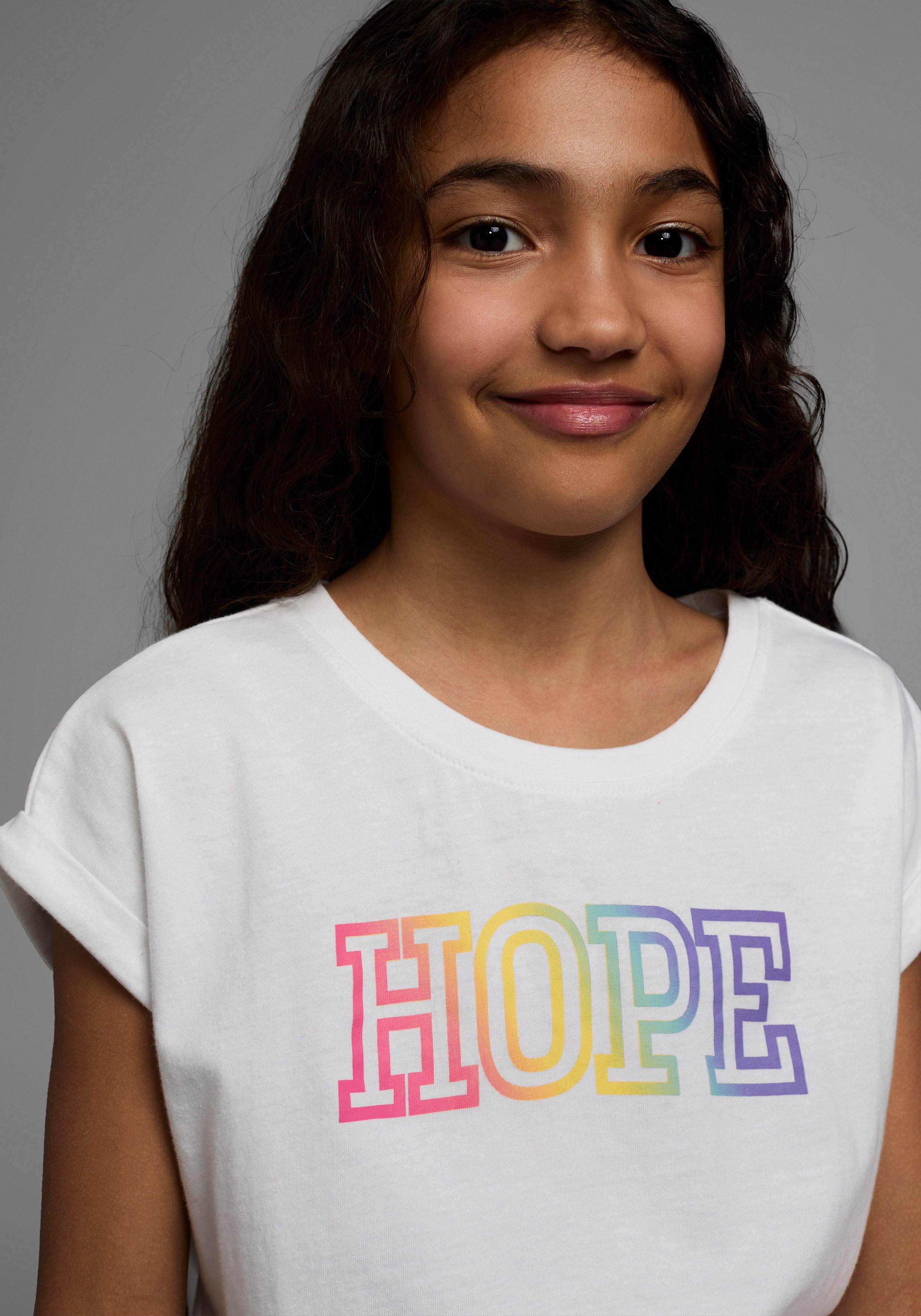Thumbnail - KIDSWORLD T-Shirt "Mit Print: HOPE" Kurzarm, bequeme Passform, mit Print, Rundhalsausschnitt