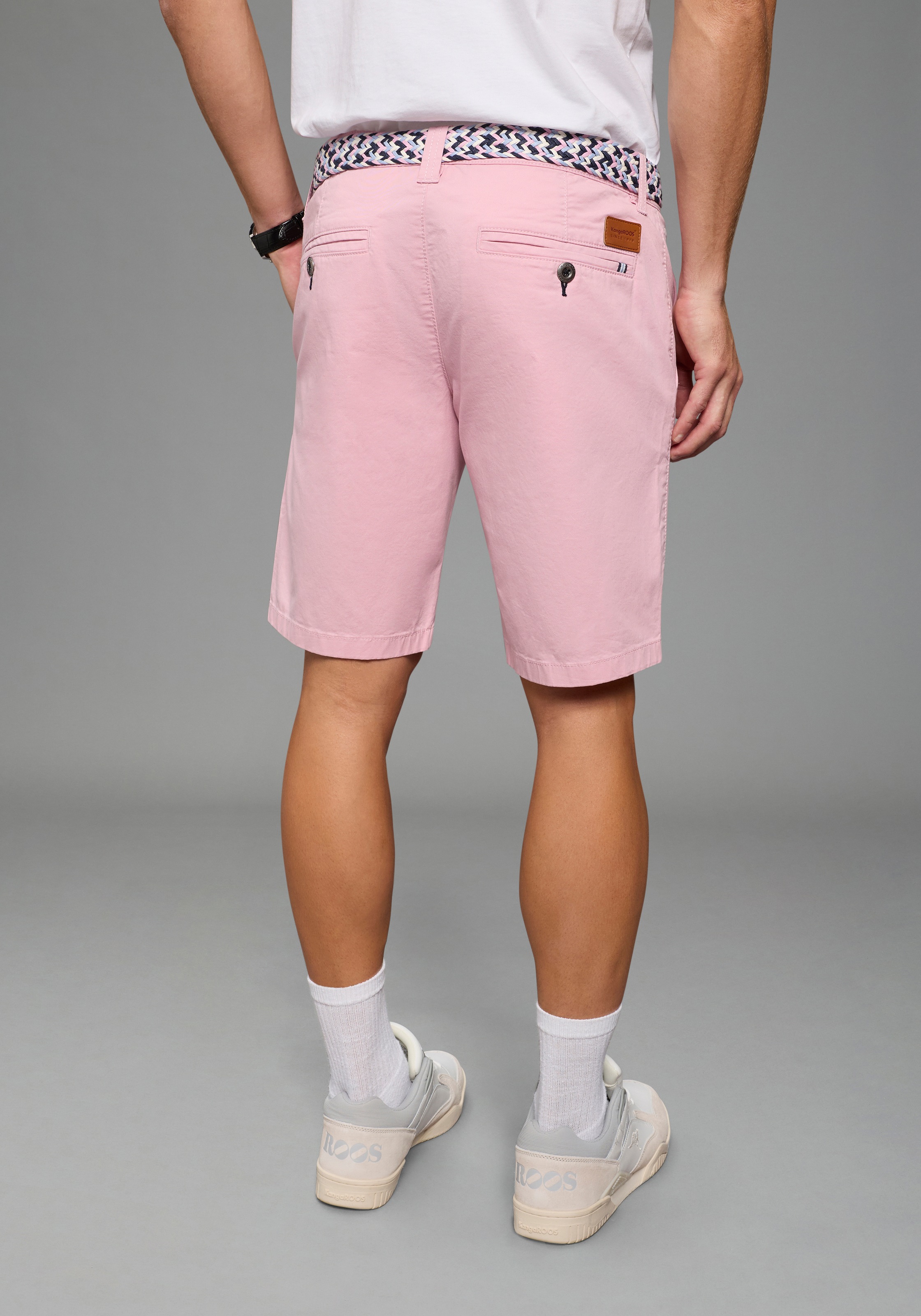 KangaROOS Chinoshorts gerade geschnitten, kniefrei, mit Gesäß- und Eingriff günstig online kaufen