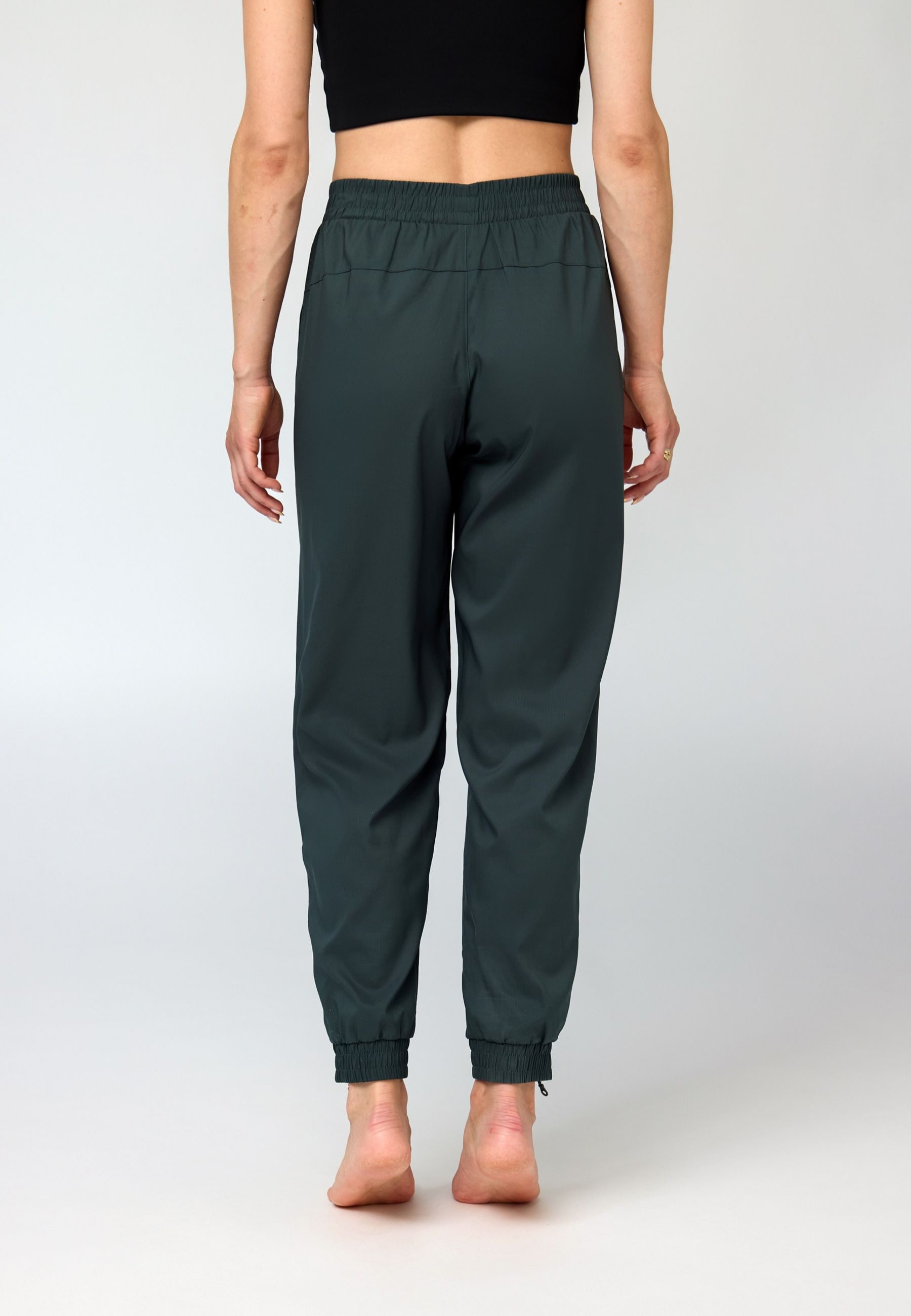 GIRLFRIEND COLLECTIVE Trekkinghose »Girlfriend Collective Summit Track Pant«