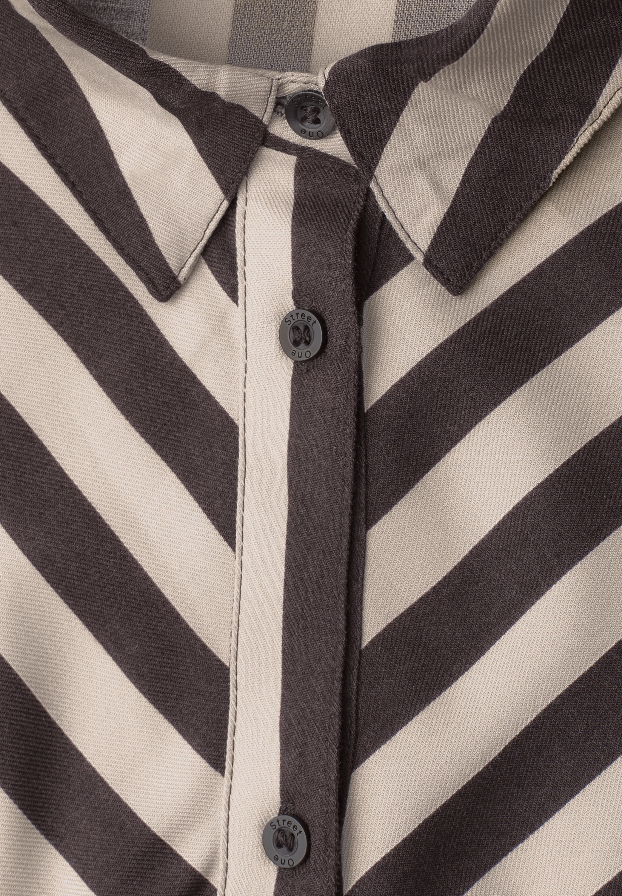 STREET ONE Midikleid gemustert, figurumspielend