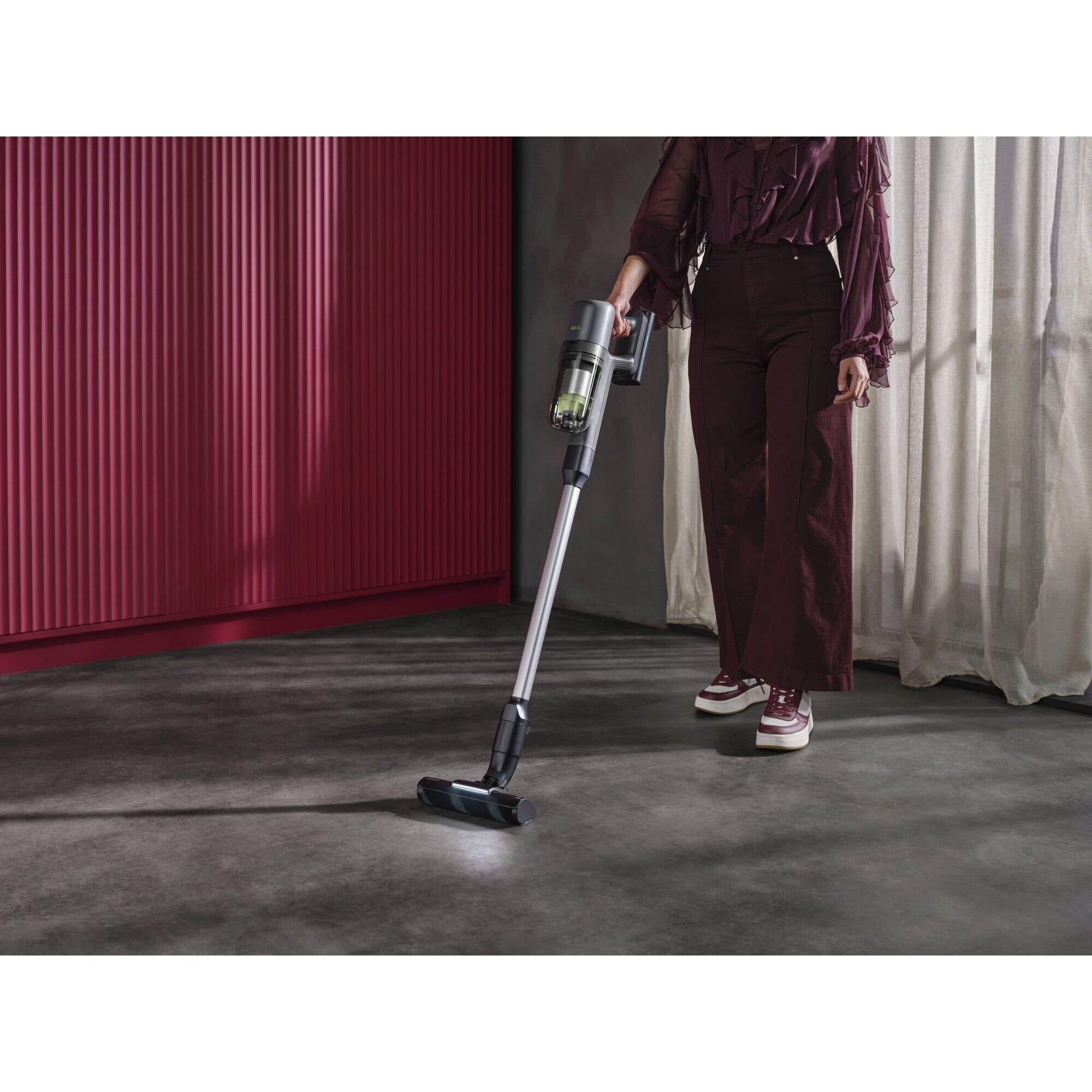 AEG Akku-Hand-und Stielstaubsauger »AP72UB21ES« Leistungsstark-HEPA-Filter; hygienischer All-in-One Station