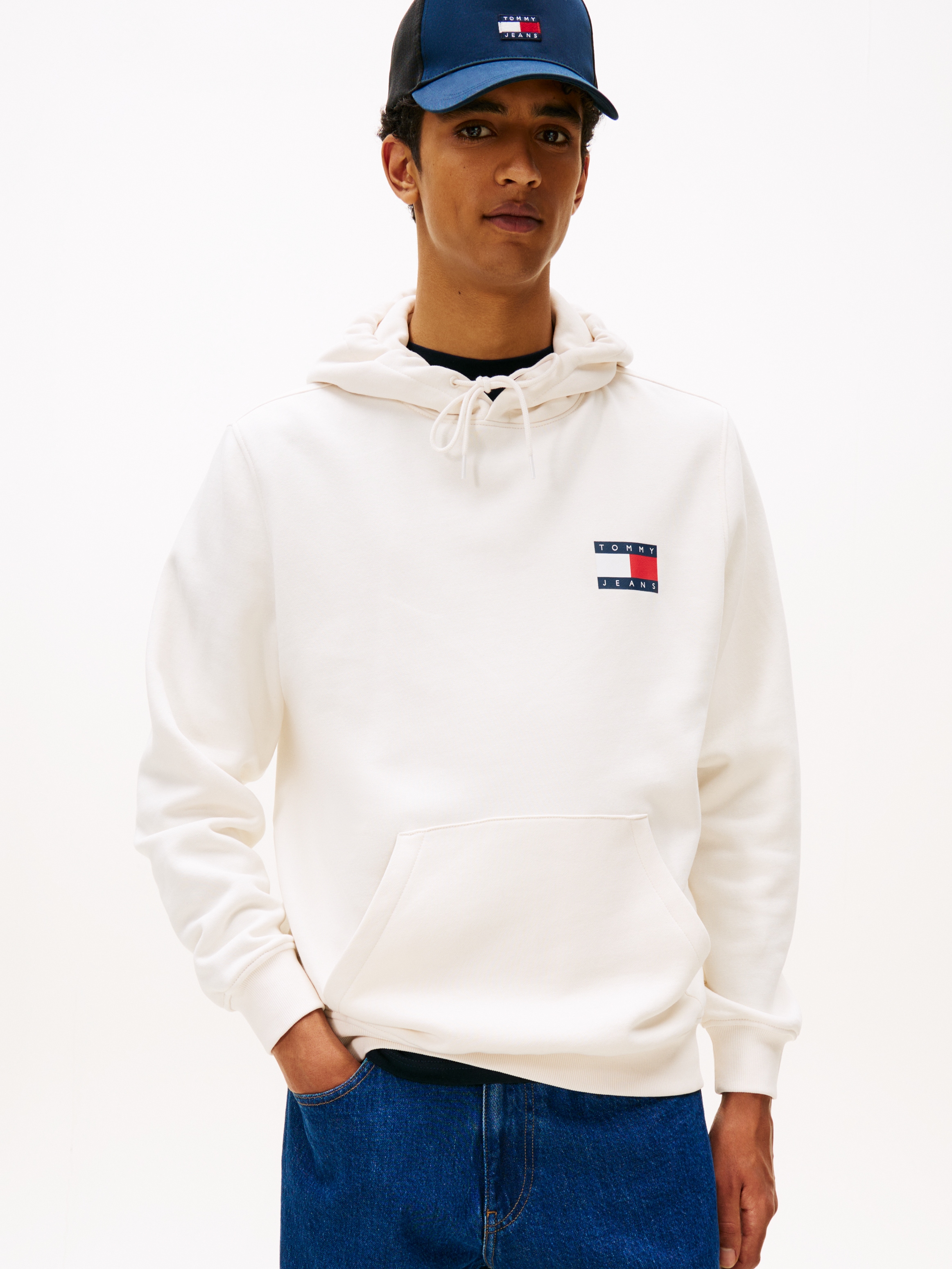 Tommy Jeans 1100000002199 "TJM REG ESSENTIAL FLAG HOOD EXT", mit bedruckten Markenlogo auf Brusthöhe