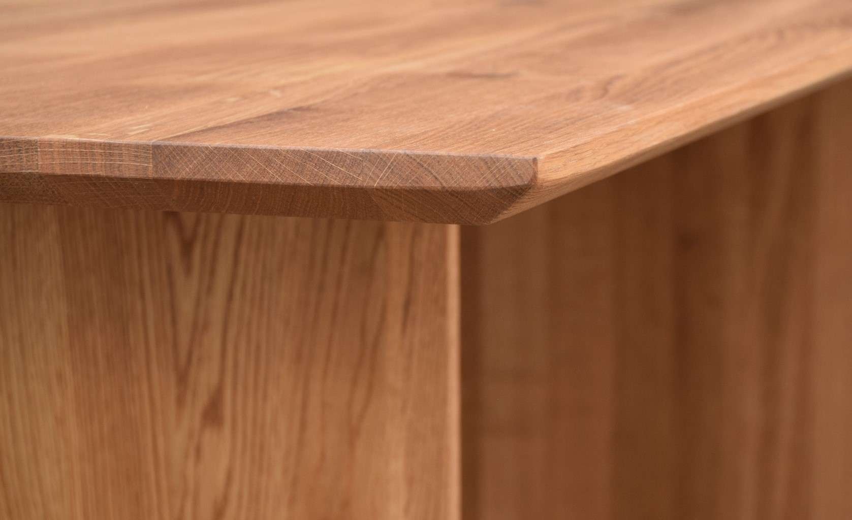 Thumbnail - OTTO home Esstisch "Waldhain Küchentisch, Holz-Wangengestell, Wildeiche massiv geölt" Baum Kante oder Schweizer Kante, e...