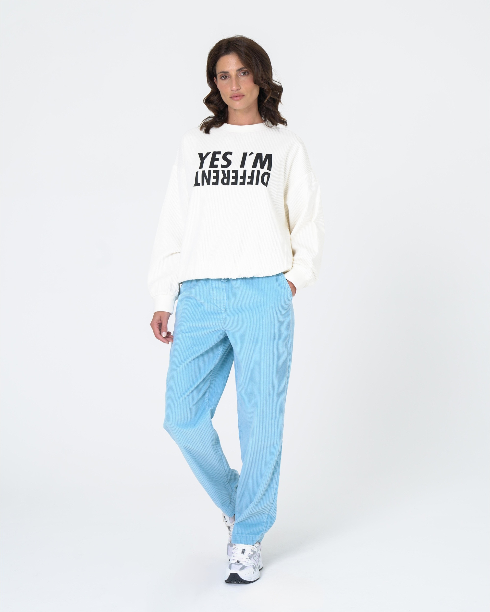 freshlions Sweatshirt "Amalia", (1 tlg.), mit tollem Print auf der Front günstig online kaufen