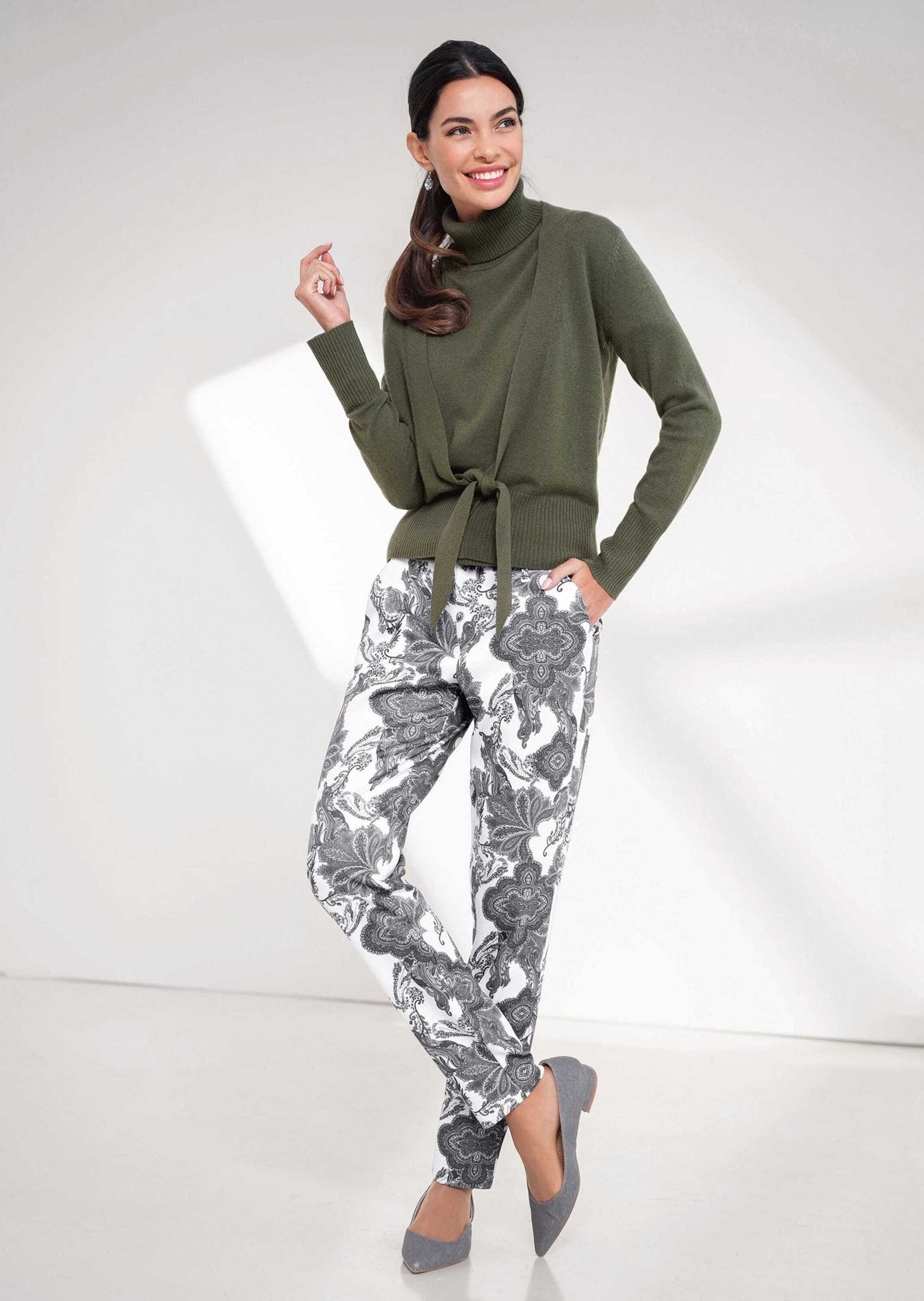 MADELEINE Strickjacke »Strickjacke Kaschmir-Strickjacke mit tiefem V-Ausschnitt und Bindeband«