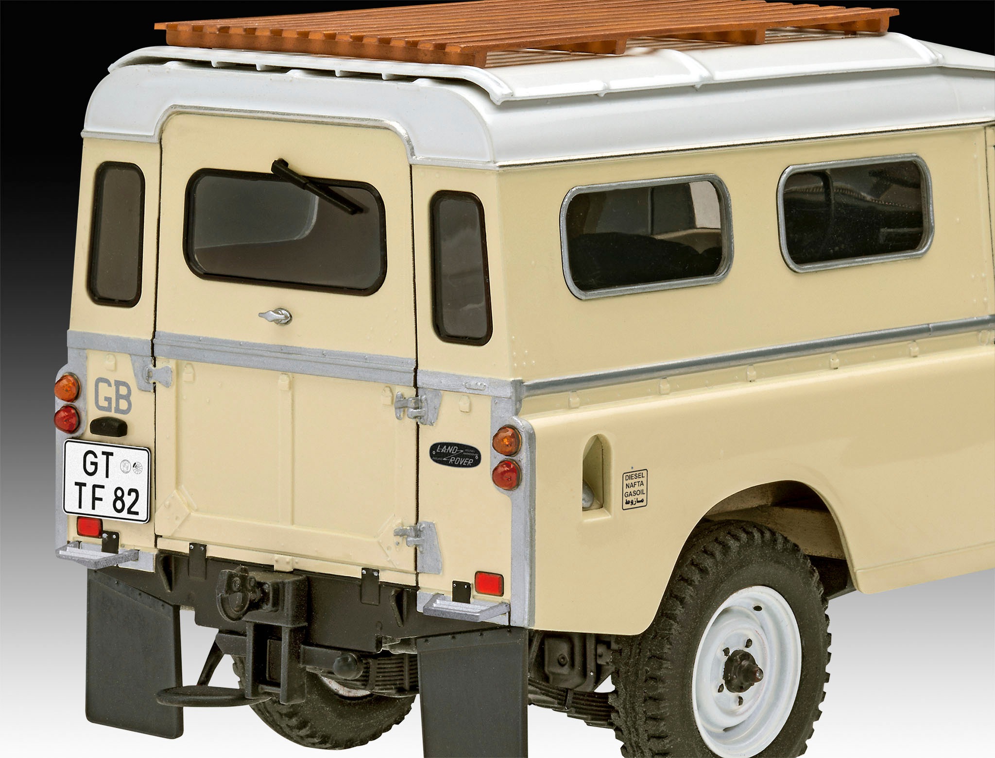 Revell® Modellbausatz »Land Rover Series III LWB (commercial)«, 1:24, Made in Europe