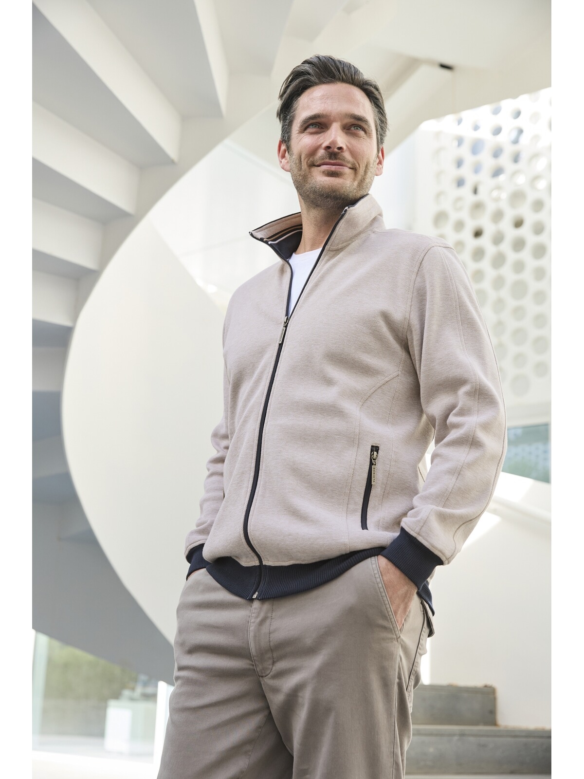 Babista Sweatjacke »Sweatjacke NOVIELLA«, mit Reißverschlusstaschen