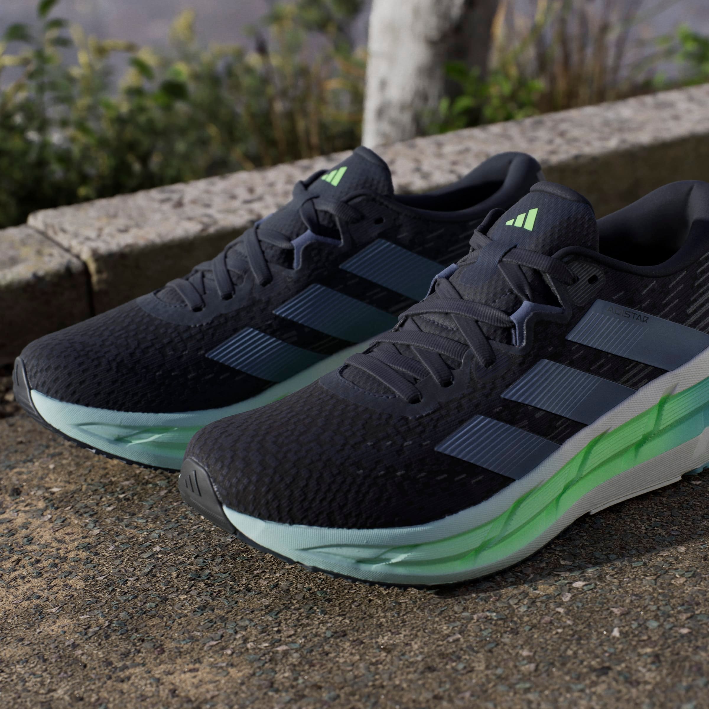 adidas Performance Laufschuh »ADISTAR 4«