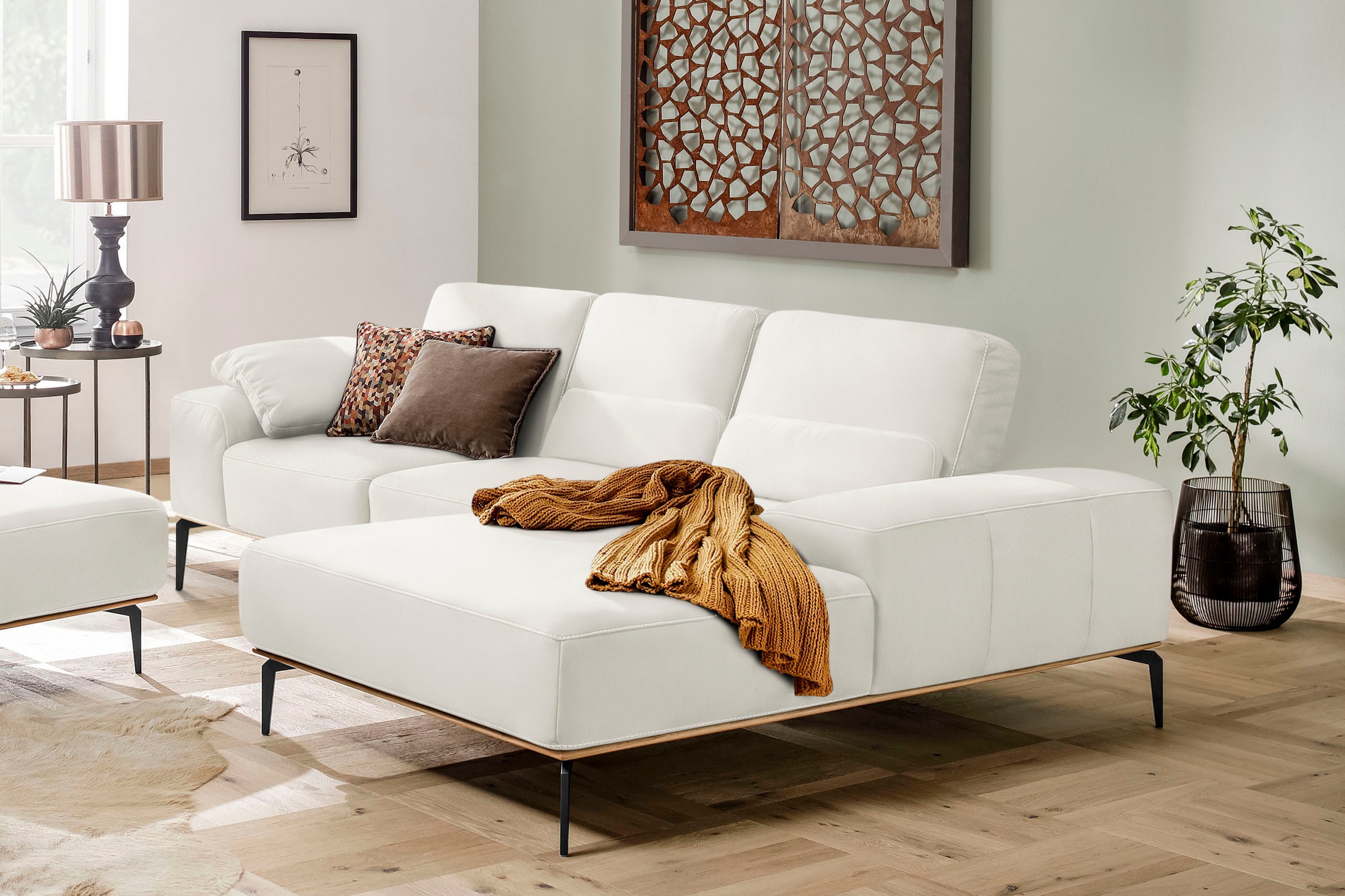 W.SCHILLIG Ecksofa »run, Designsofa mit tollem Sitzkomfort, bequem, L-Form«, mit Holzsockel, Füße in Schwarz pulverbeschichtet, Breite 279 cm