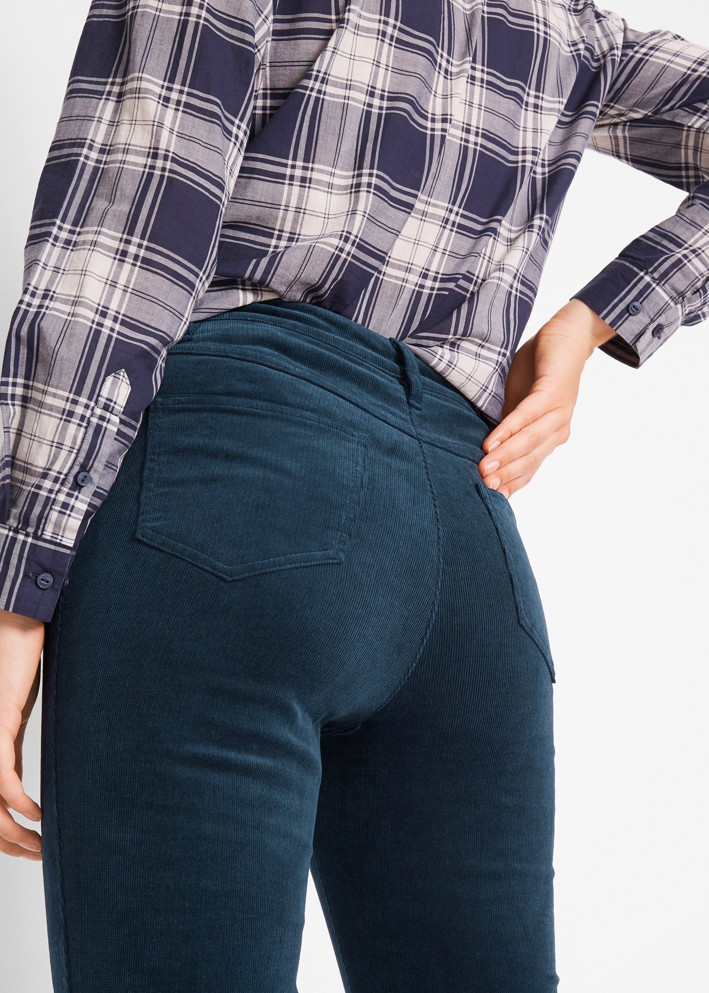 Thumbnail - bonprix Cordhose "Stretch-Cordhose, Straight" aus Stretch-Material, Slim Fit, mit Eingrifftaschen