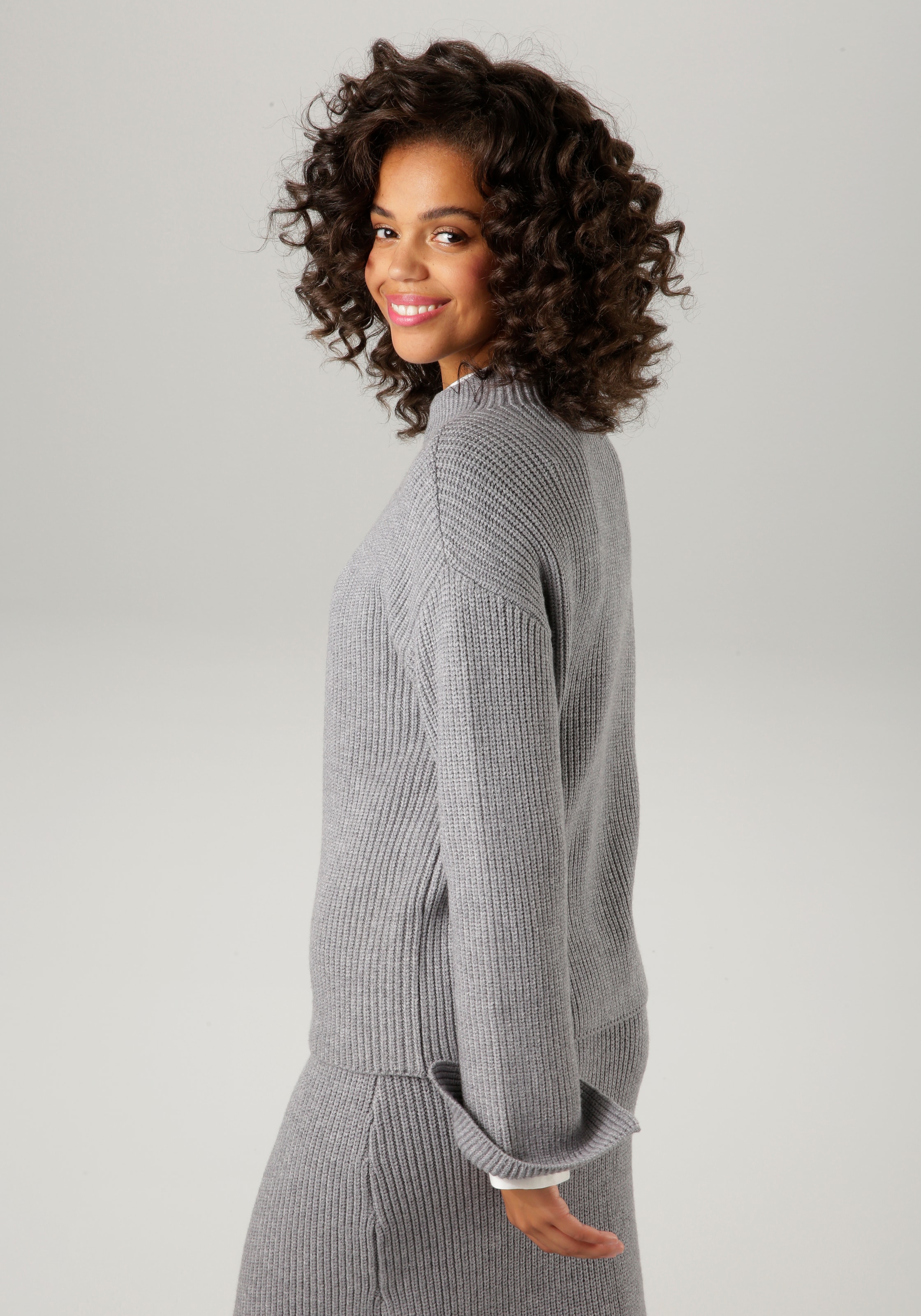 Aniston CASUAL Strickpullover, mit Stehkragen günstig online kaufen