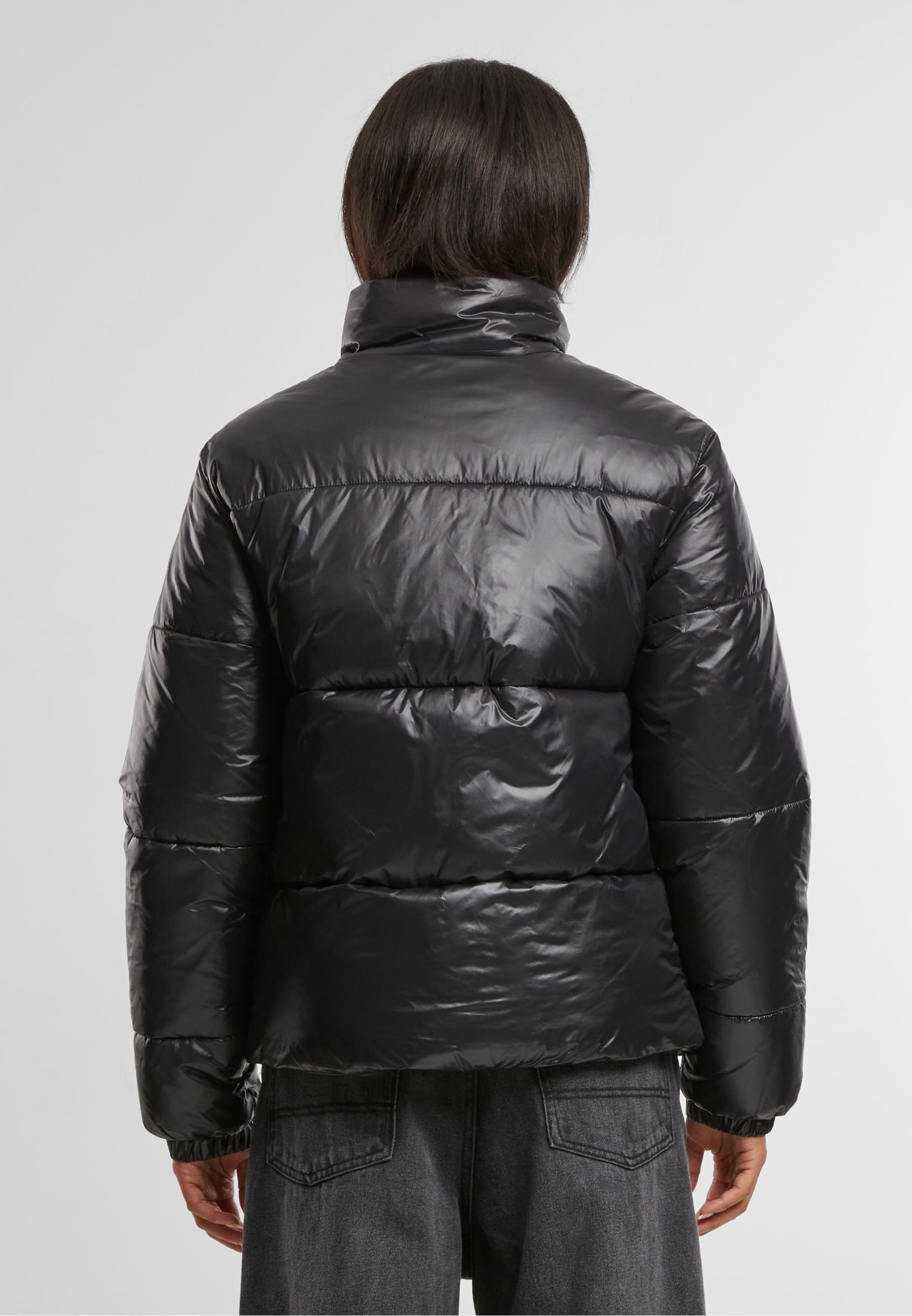 URBAN CLASSICS Winterjacke »Urban Classics Ladies Recycled Short Shiny Puffer Jacket«, (1 St.), ohne Kapuze