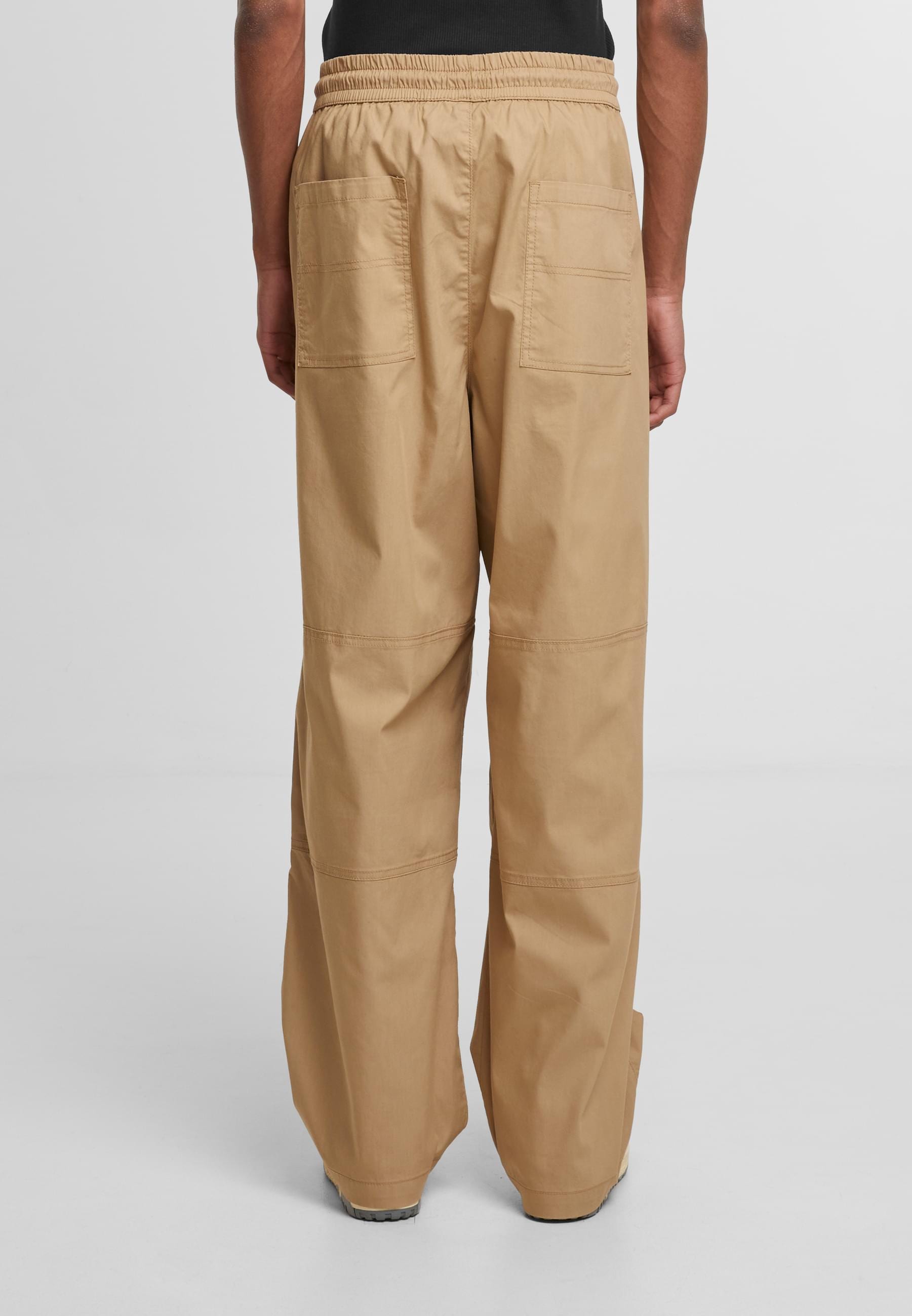 URBAN CLASSICS Stoffhose »Urban Classics Loose Fit Pants With Darts«, (1 tlg.)
