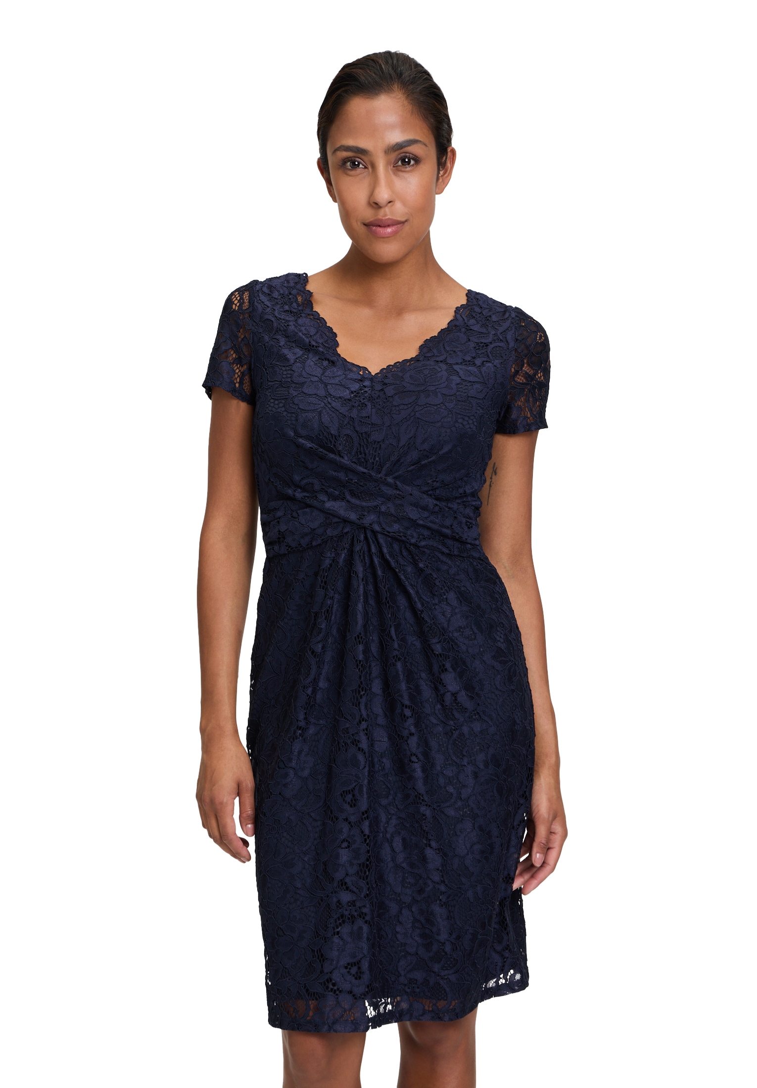 Vera Mont Spitzenkleid "Vera Mont Damen Spitzenkleid figurbetont", Bogenkan günstig online kaufen
