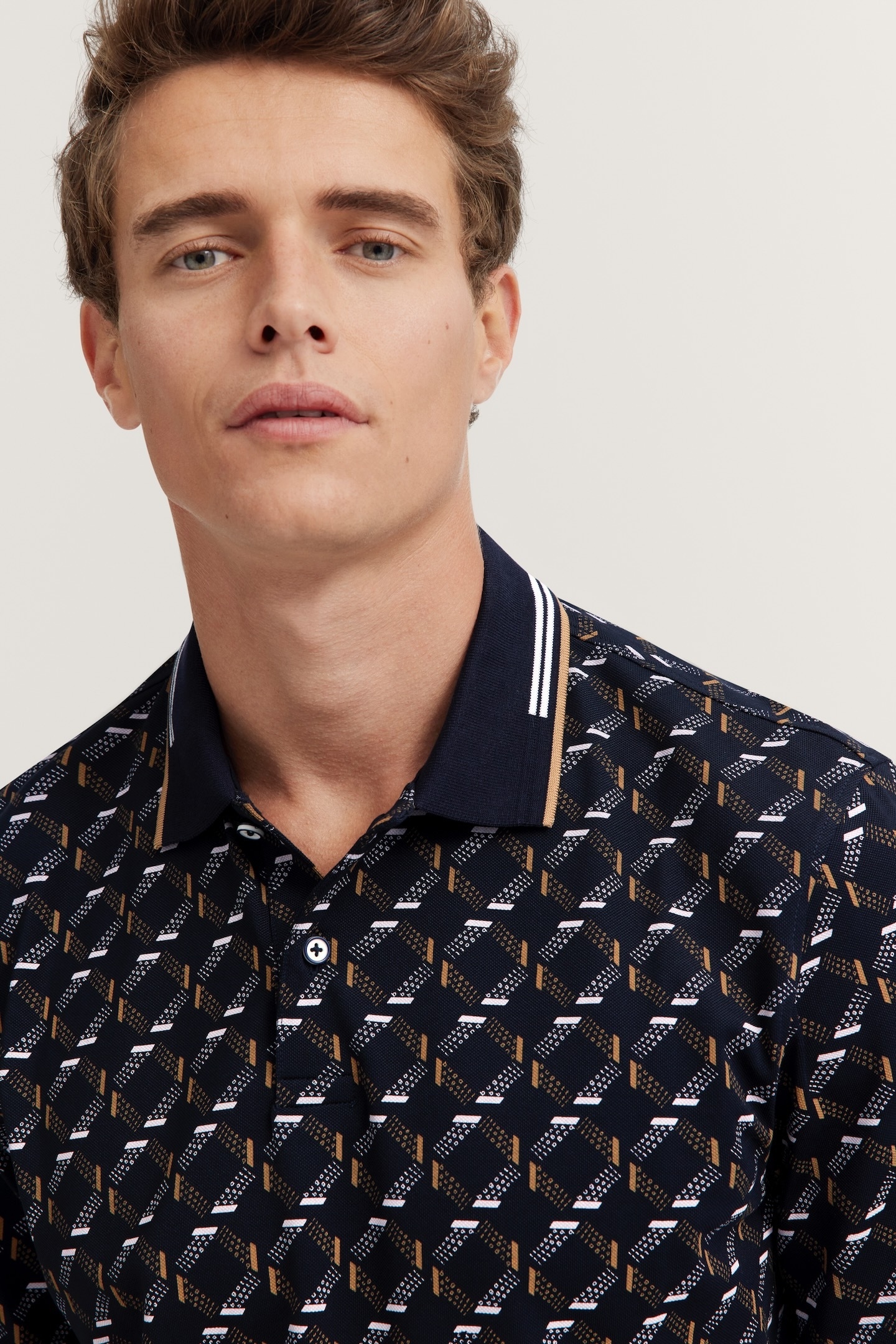 bugatti Poloshirt, mit Stretchfunktion