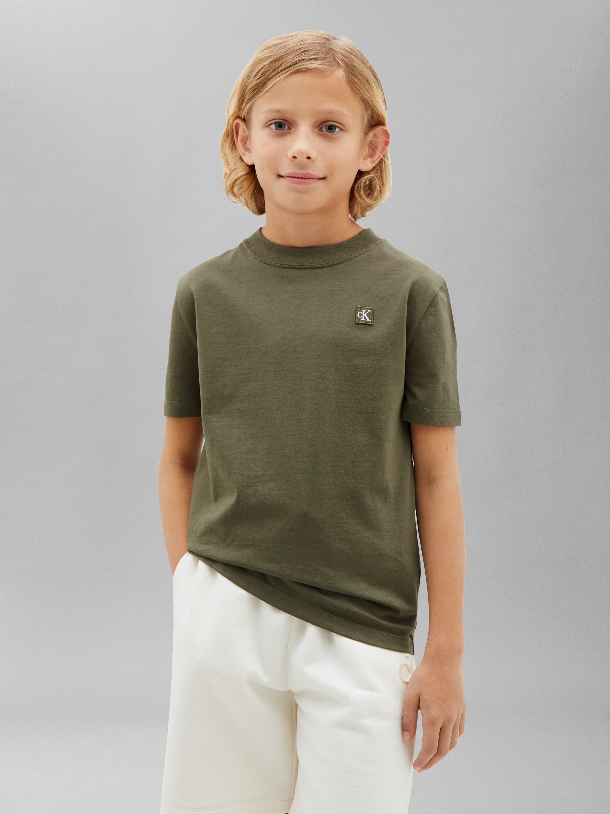 Calvin Klein Jeans T-Shirt »MINI BADGE REGULAR T-SHIRT« Regular fit, Badge