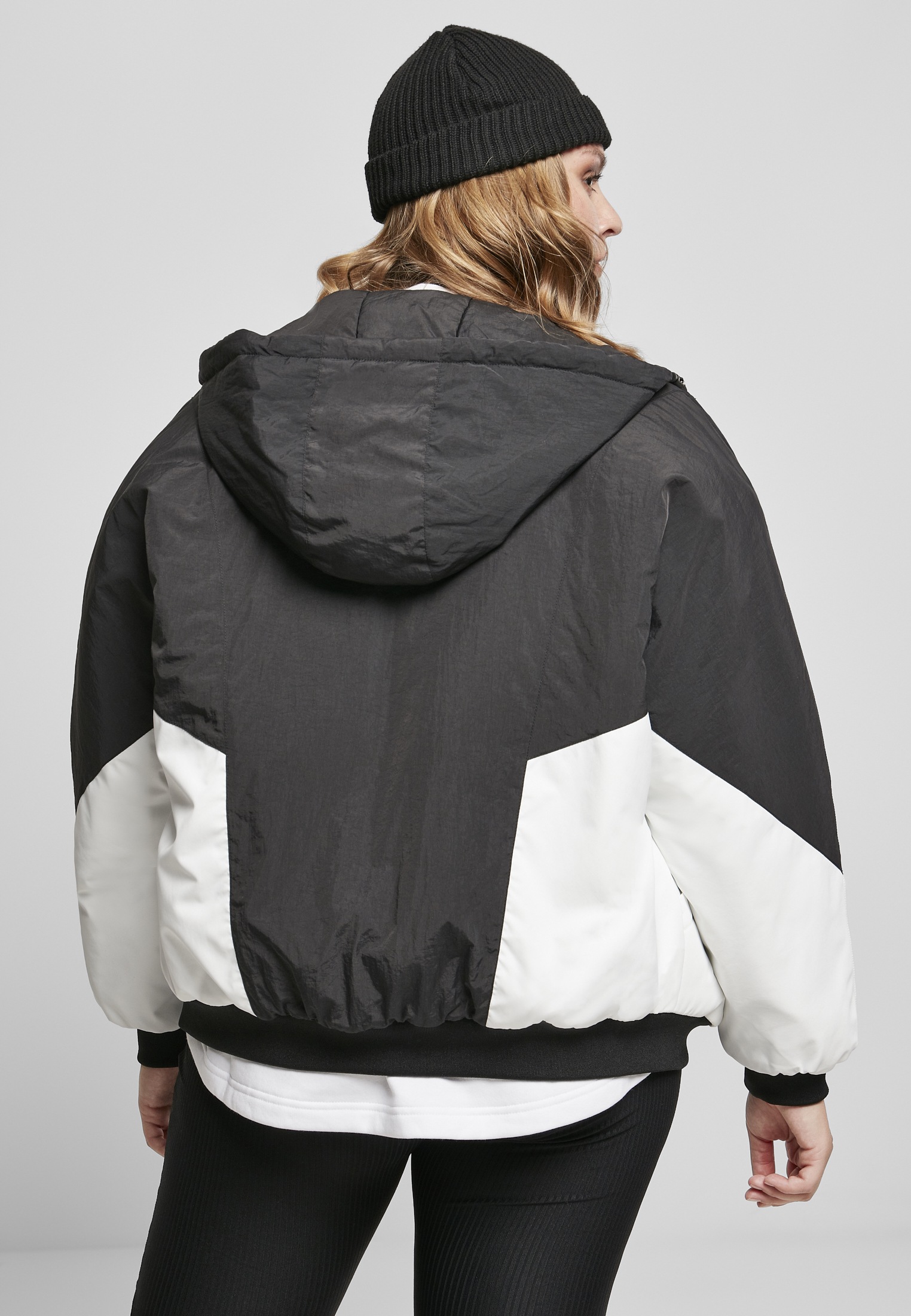 URBAN CLASSICS Allwetterjacke »Urban Classics Frauen Ladies Padded 2-Tone Batwing Jacket«, (1 St.), mit Kapuze