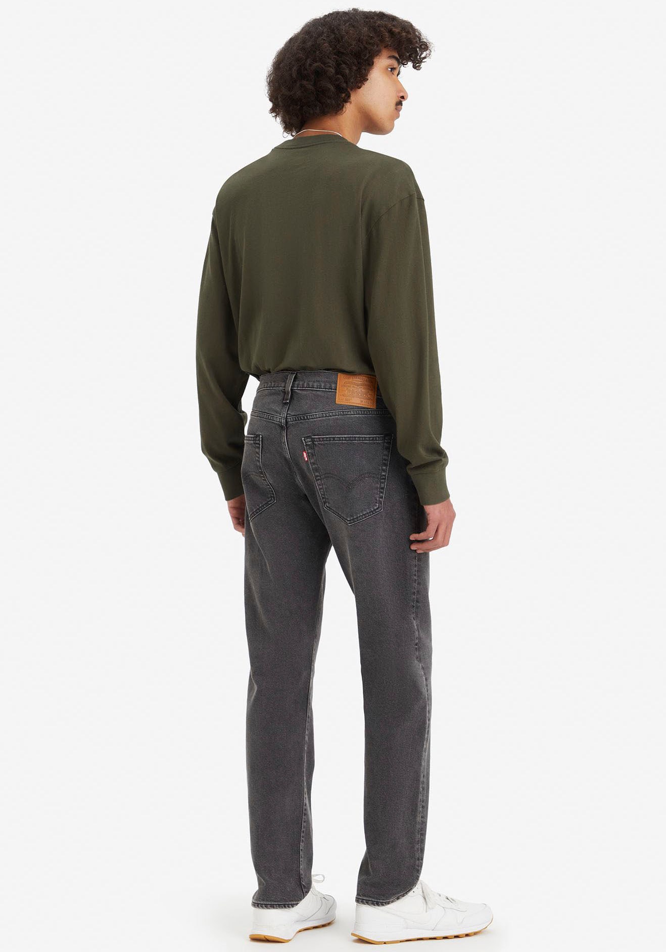 Levi's® Tapered-fit-Jeans »502 TAPER«, in elegantem, modernem Stil
