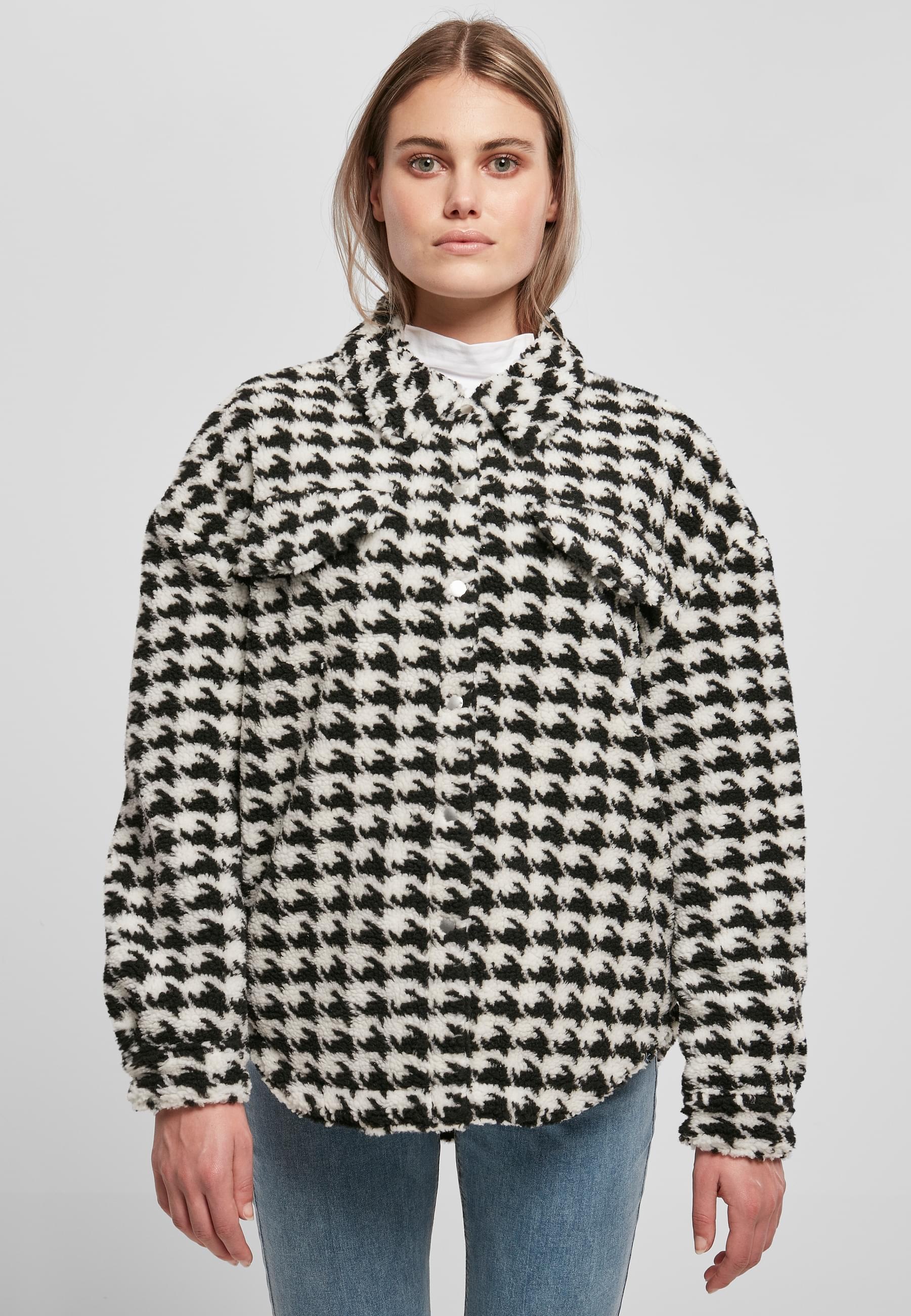 URBAN CLASSICS Allwetterjacke »Urban Classics Damen Ladies AOP Sherpa Overshirt«, (1 St.), ohne Kapuze