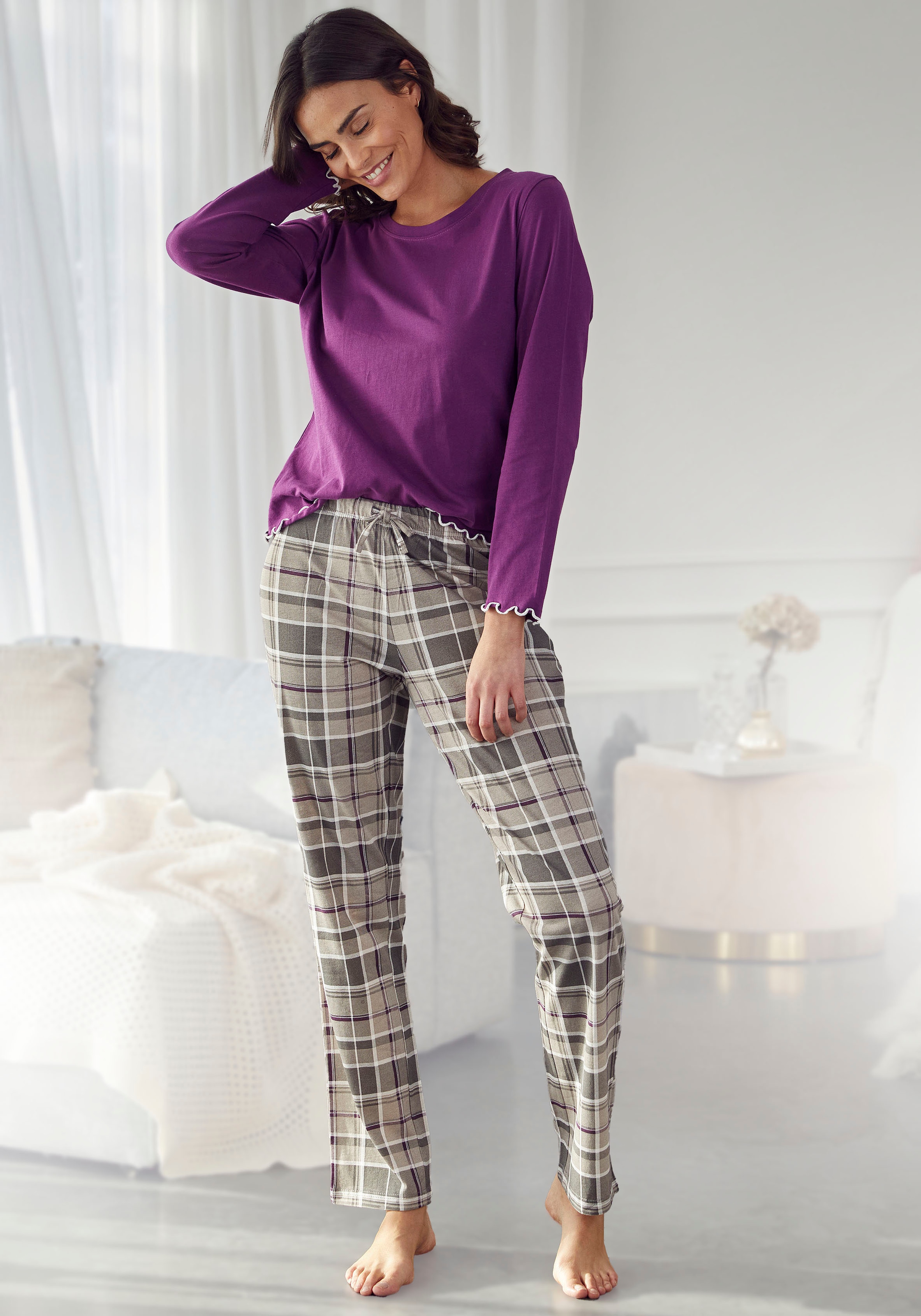 LASCANA Pyjama 2 tlg. mit Flanellhose im Karomuster günstig online kaufen