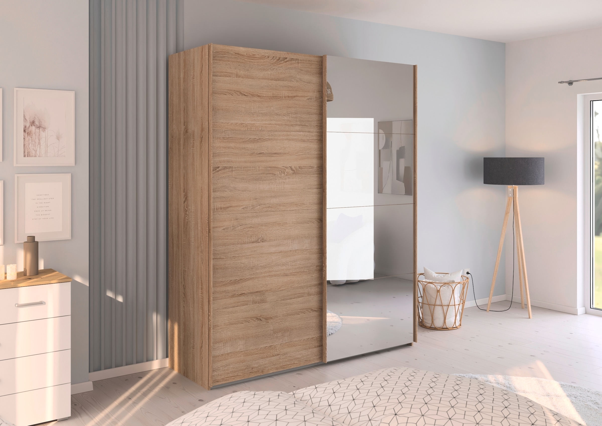rauch Schwebetürenschrank »Kleiderschrank Schrank Garderobe Schlafzimmerschrank EVELYN«, in elegantem Stil mit Spiegel 5 Breiten viel Stauraum MADE IN GERMANY