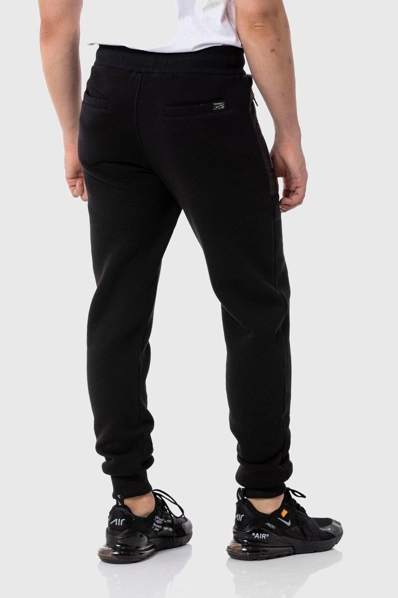 Cipo & Baxx Trainingsanzug »HOMEWEAR« 2 im unifarbenen Design